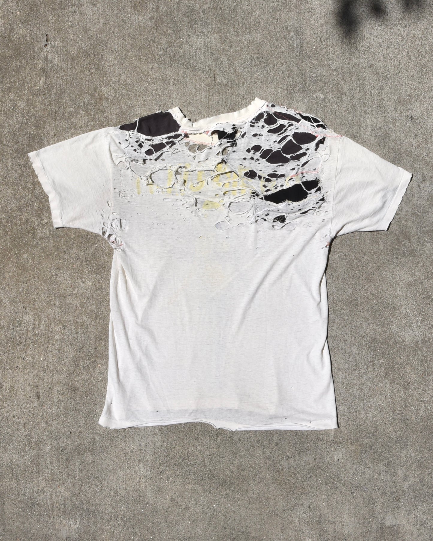 Thrashed 1993 Nirvana In Utero Tshirt - Giant