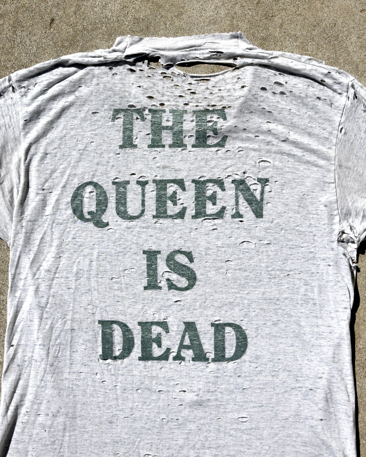 The Smiths 1980s Thrashed Single Stitch - The Queen Is Dead Tshirt
