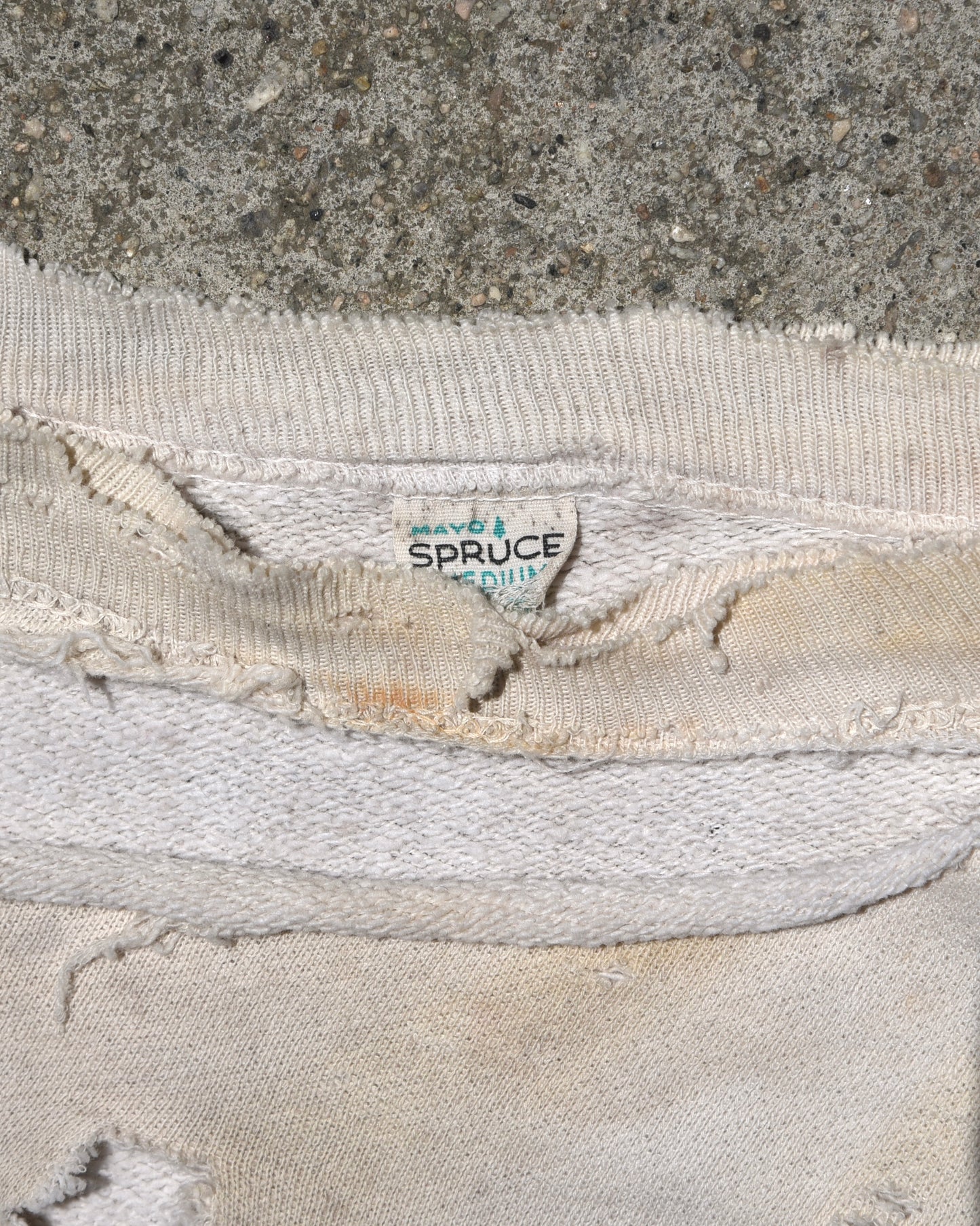 1950s Mayo Spruce Thrashed Distressed Worn Crewneck Sweatshirt Sz M