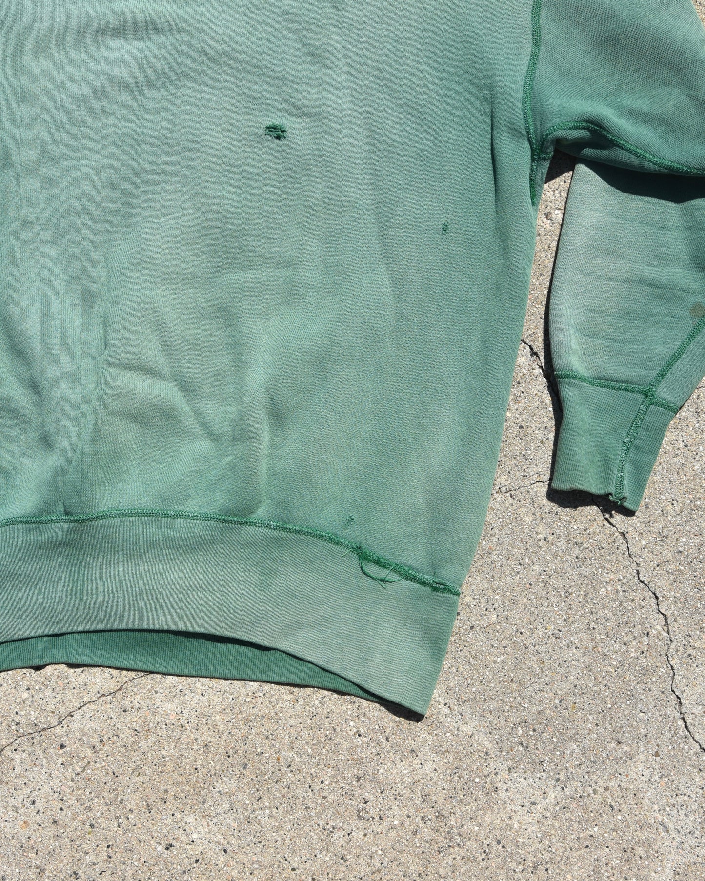 1950s Sun Faded University of Ireland Single V Sweatshirt