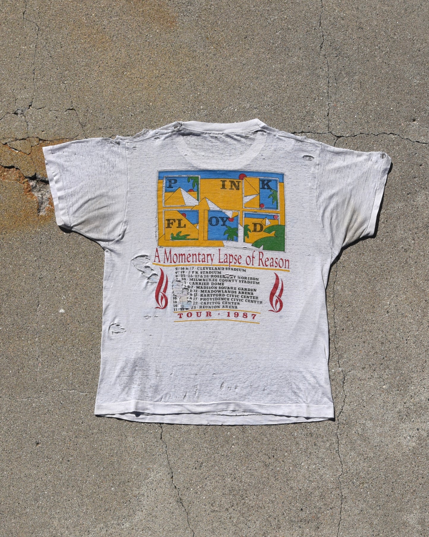 1987 Pink Floyd A Momentary Lapse of Reason Tour Tshirt