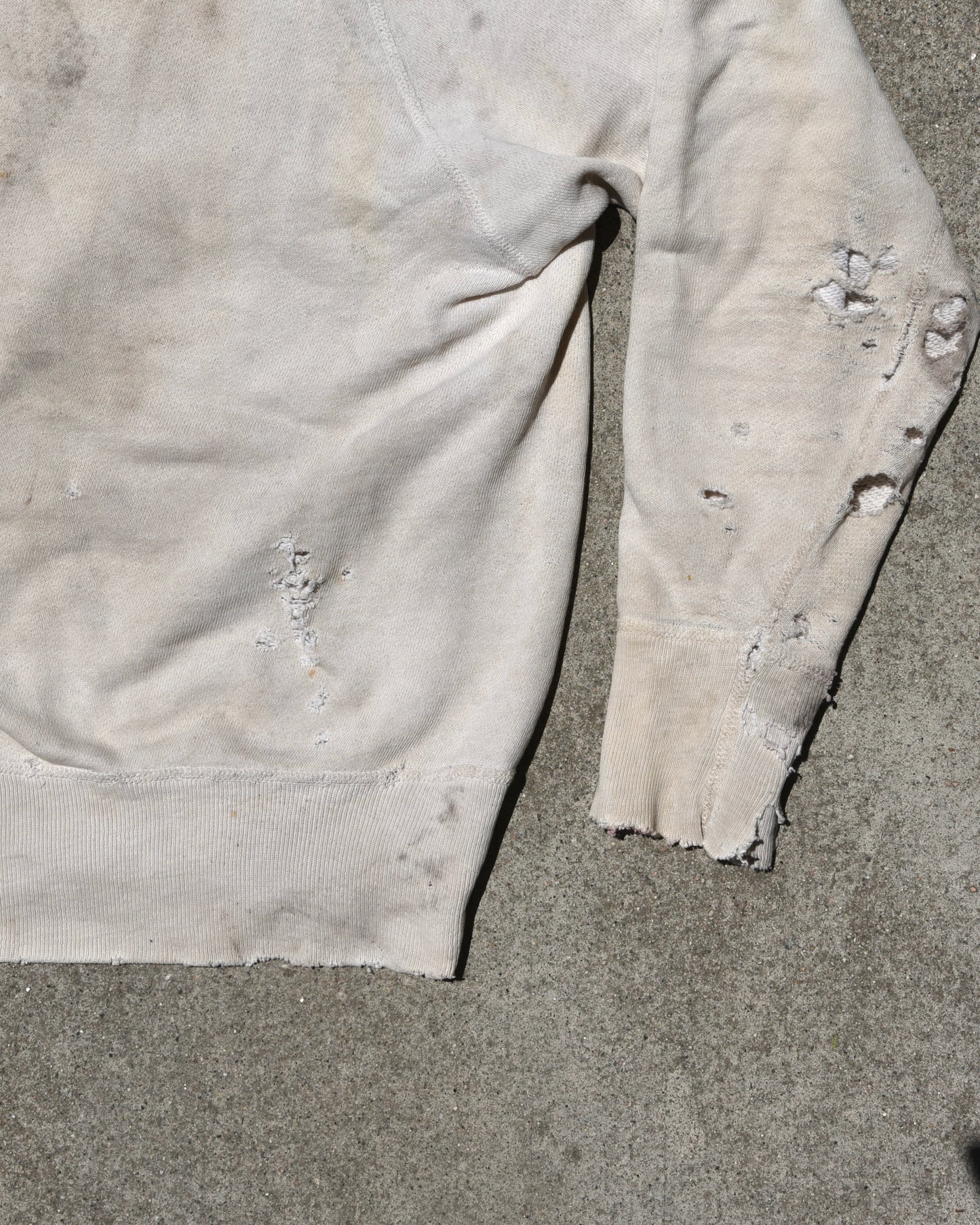 1950s Mayo Spruce Thrashed Distressed Worn Crewneck Sweatshirt Sz M