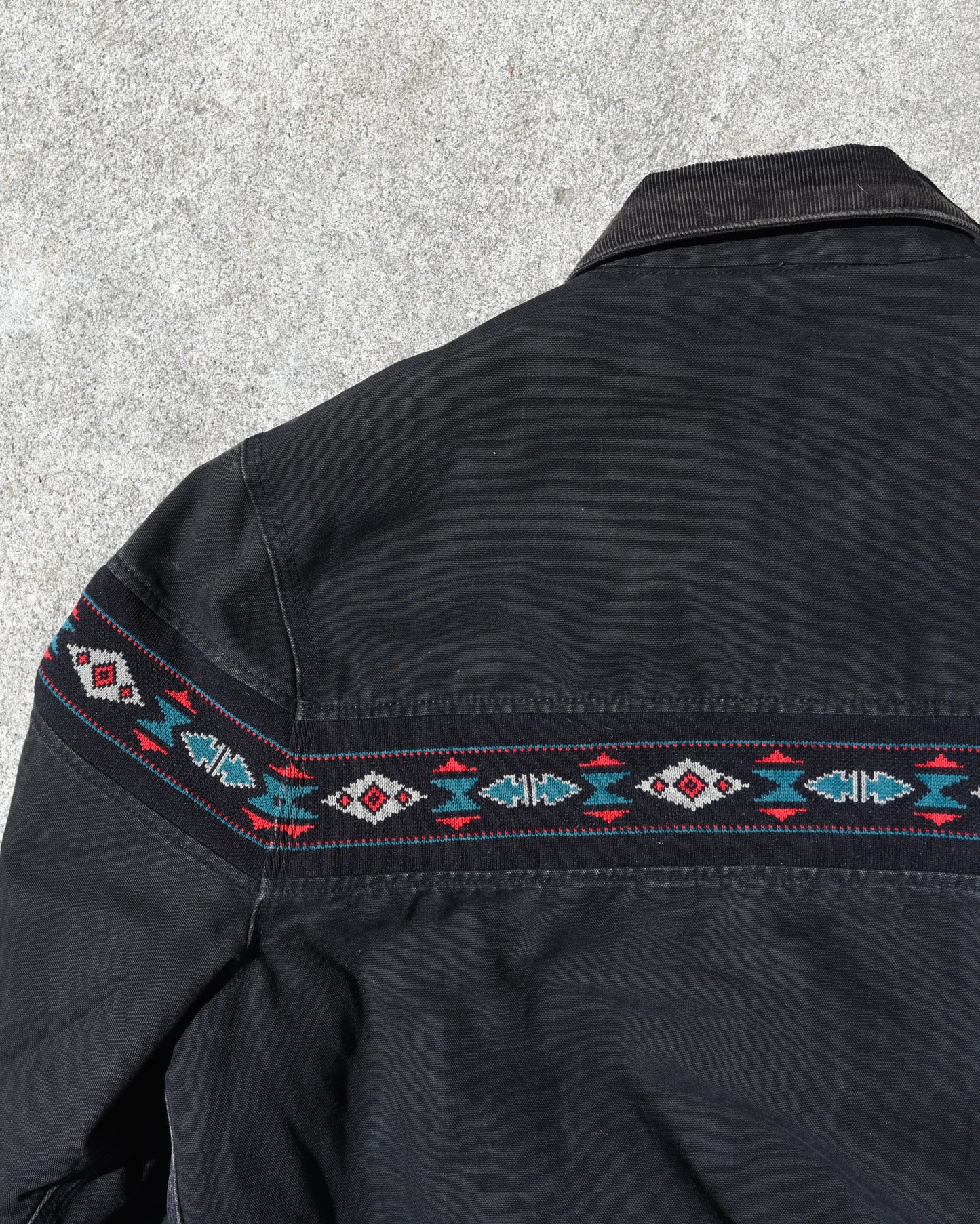 Carhartt J77 BLK Aztec Southwest Santa Fe Jacket - Medium