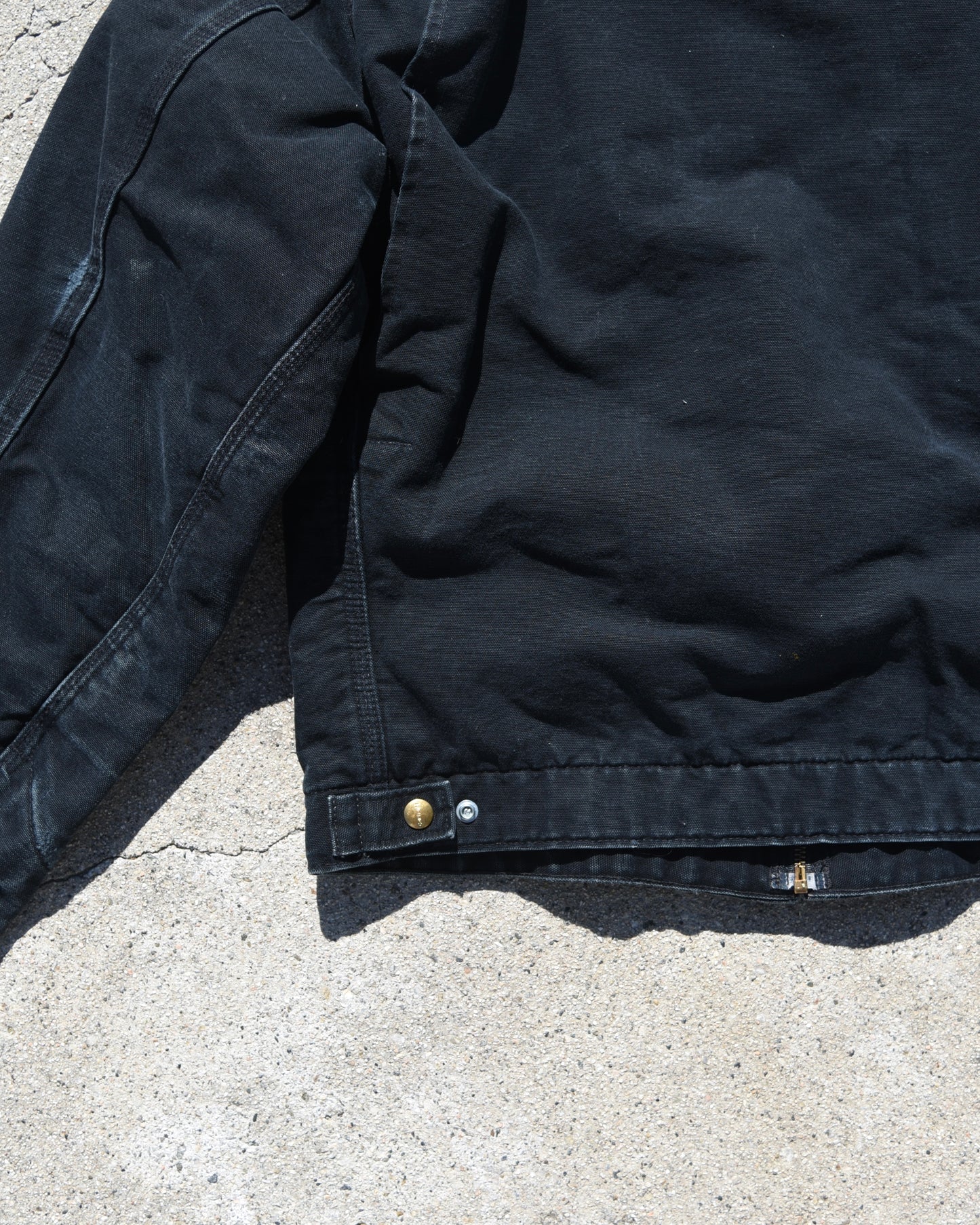 Carhartt J001 BLK Detroit Jacket - Medium