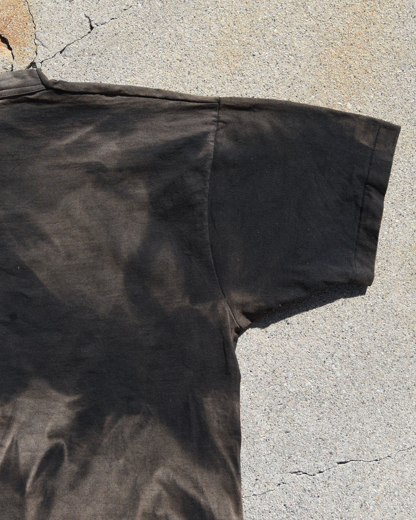 1990s Sun Faded Runs With Scissors Tshirt