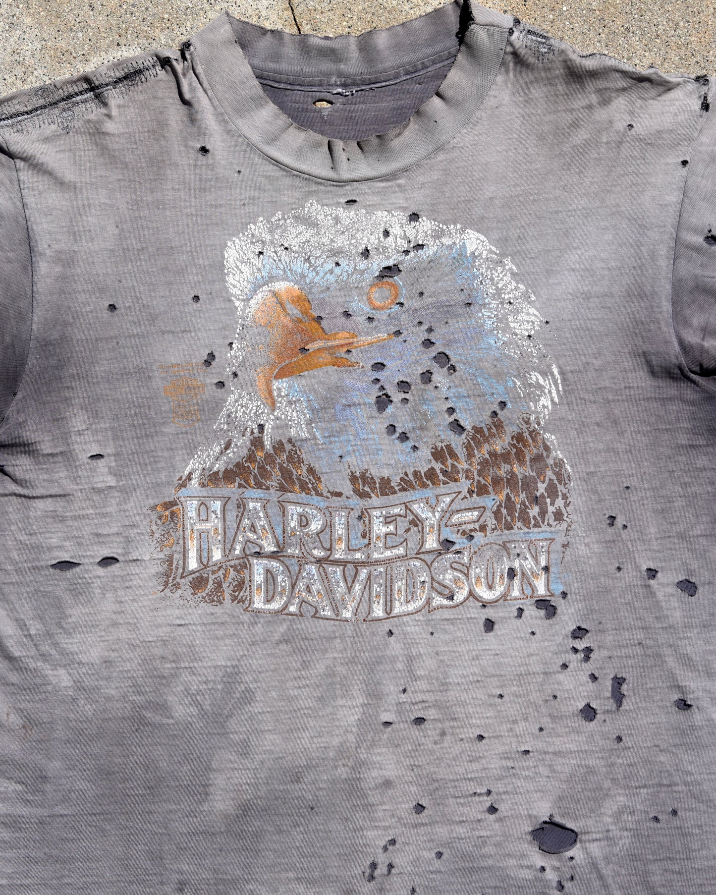 1980s Thrashed and Sun Faded Harley Davidson Eagle Tshirt