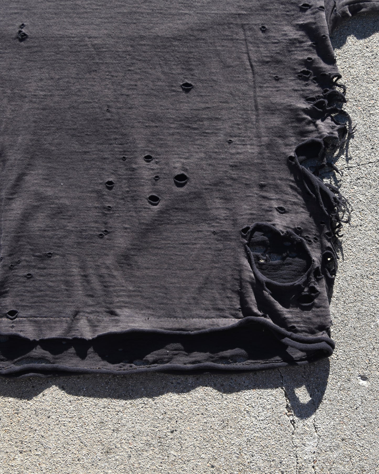 1980s Thrashed and Faded Planet Hollywood Tshirt