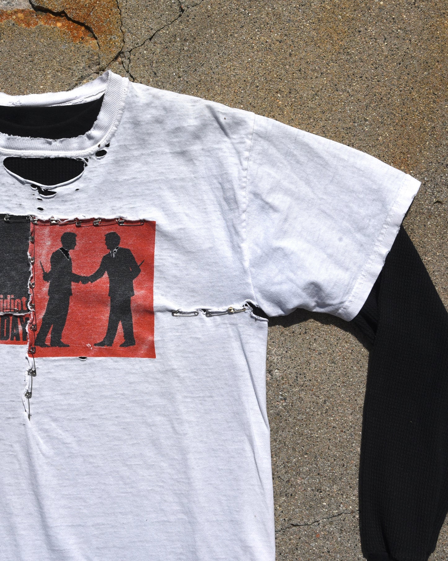 2005 Thrashed Green Day American Idiot Tshirt