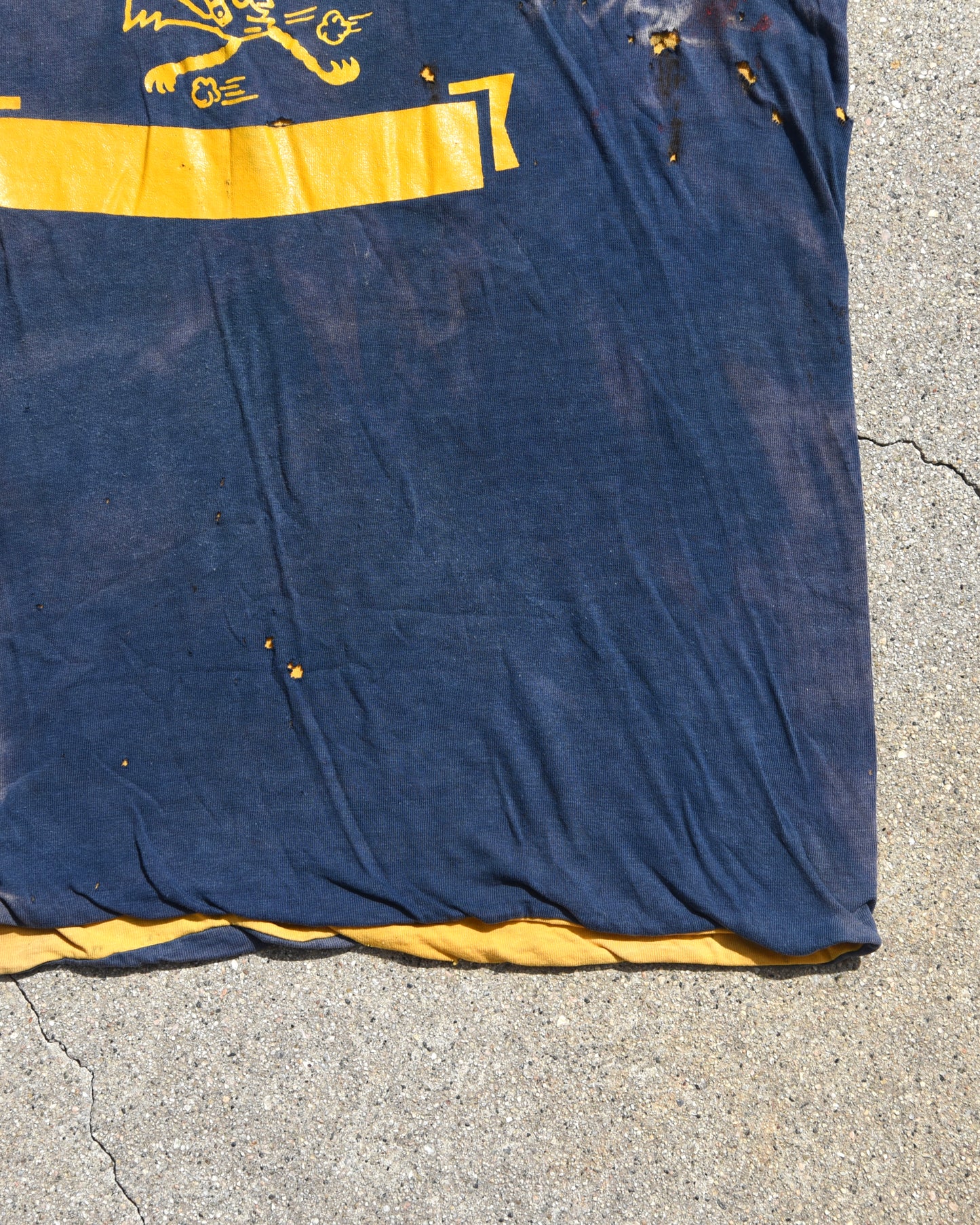 1970s Thrashed and Sun Faded Golden Ring Double Face Tshirt