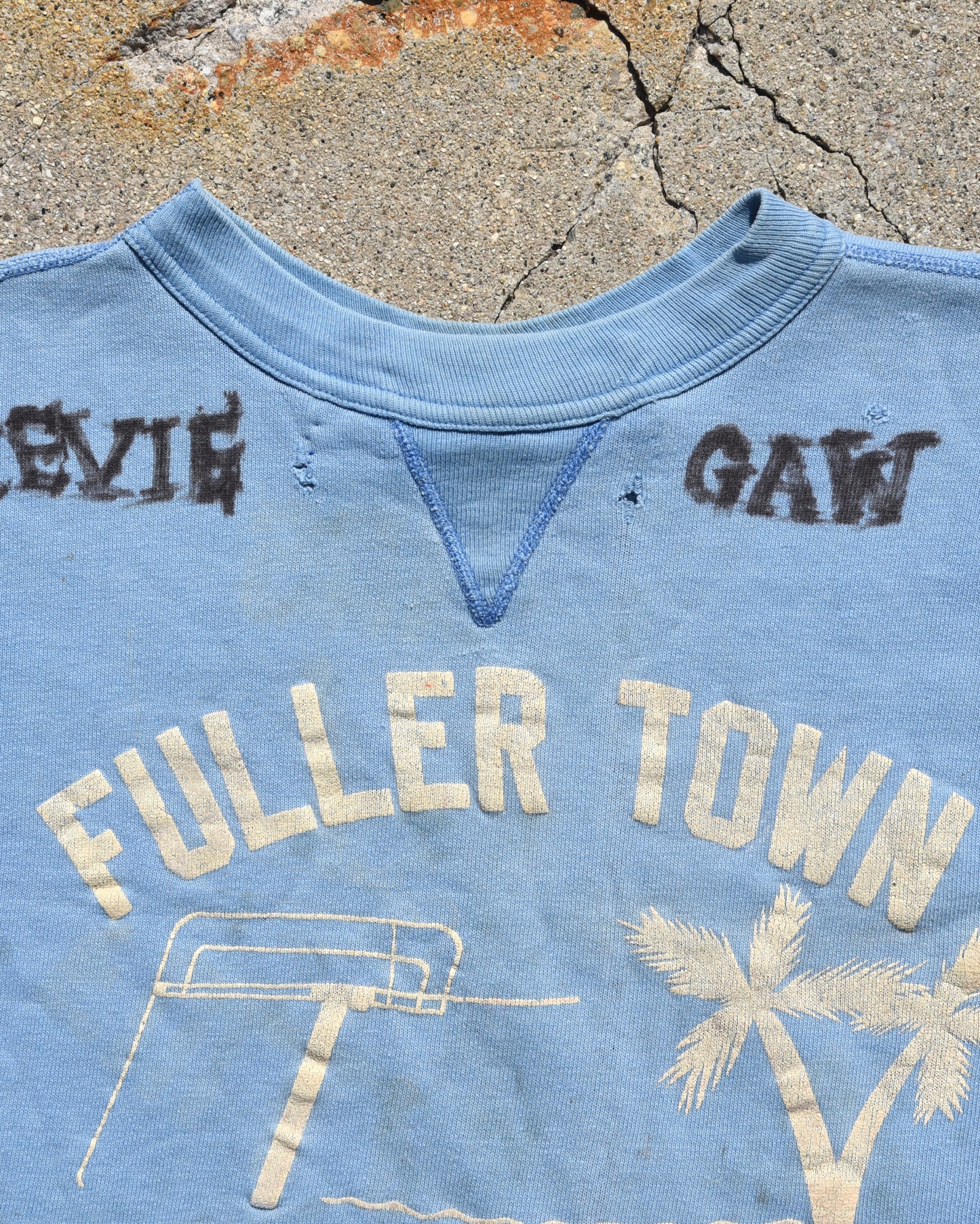 1950s Fuller Town Swim Club Single V Sweatshirt - Chopped