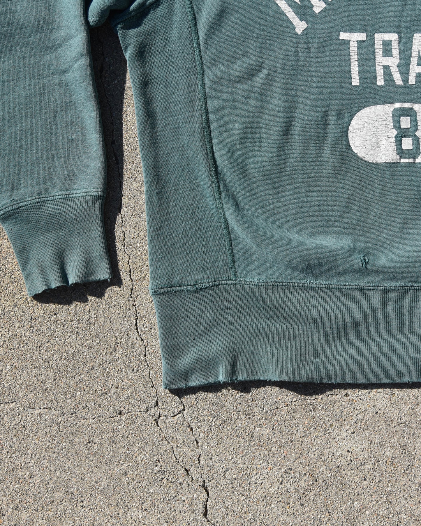 1960s Champion Reverse Weave “Expansion Gusset” Sweatshirt￼