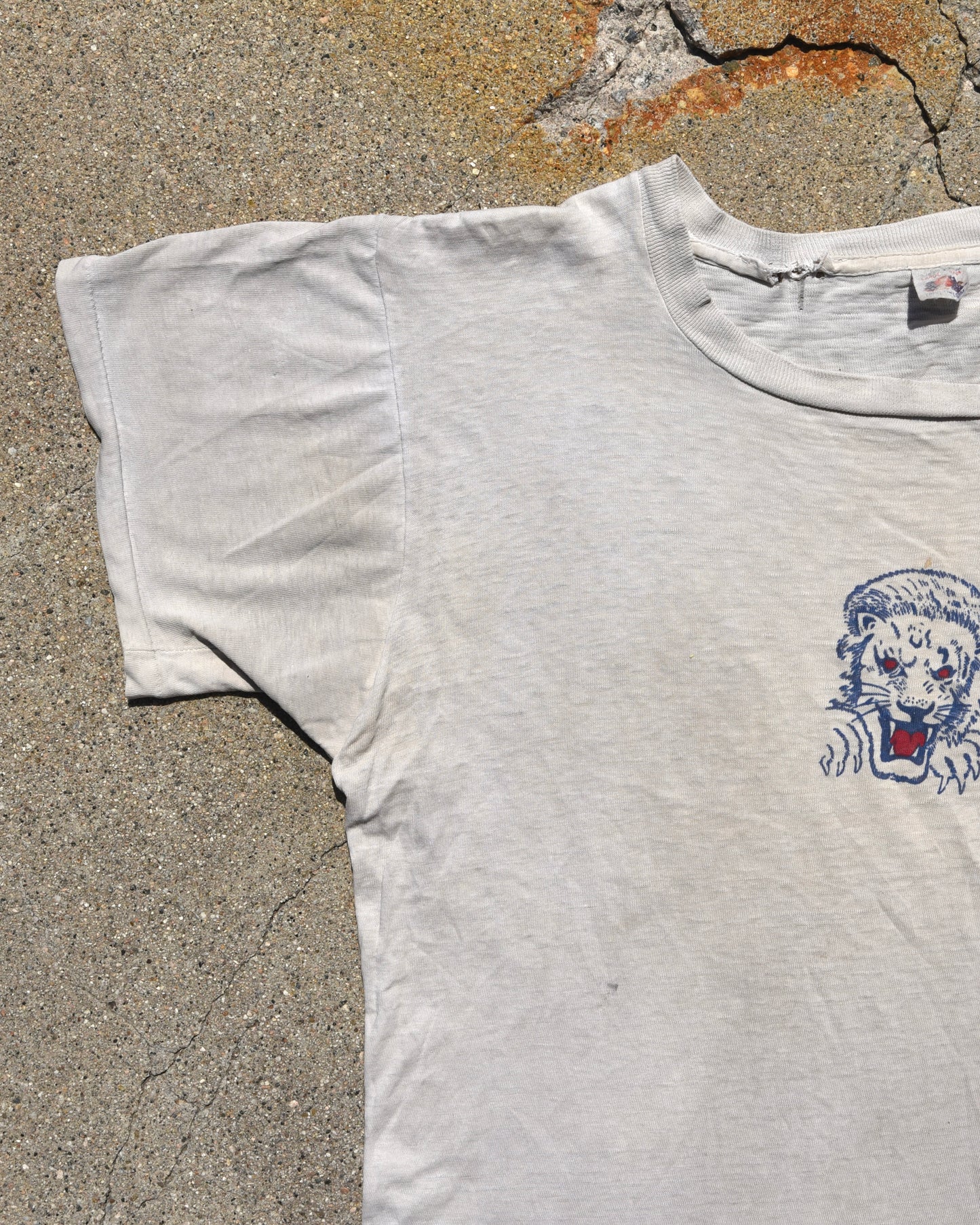 1950s Lion Grrr Stencil Tshirt