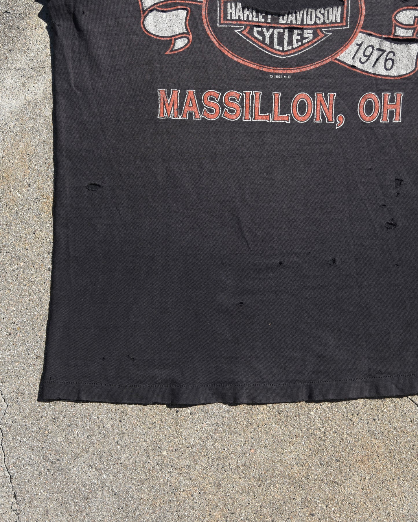 1990s Thrashed and Faded Harley Davidson Tshirt