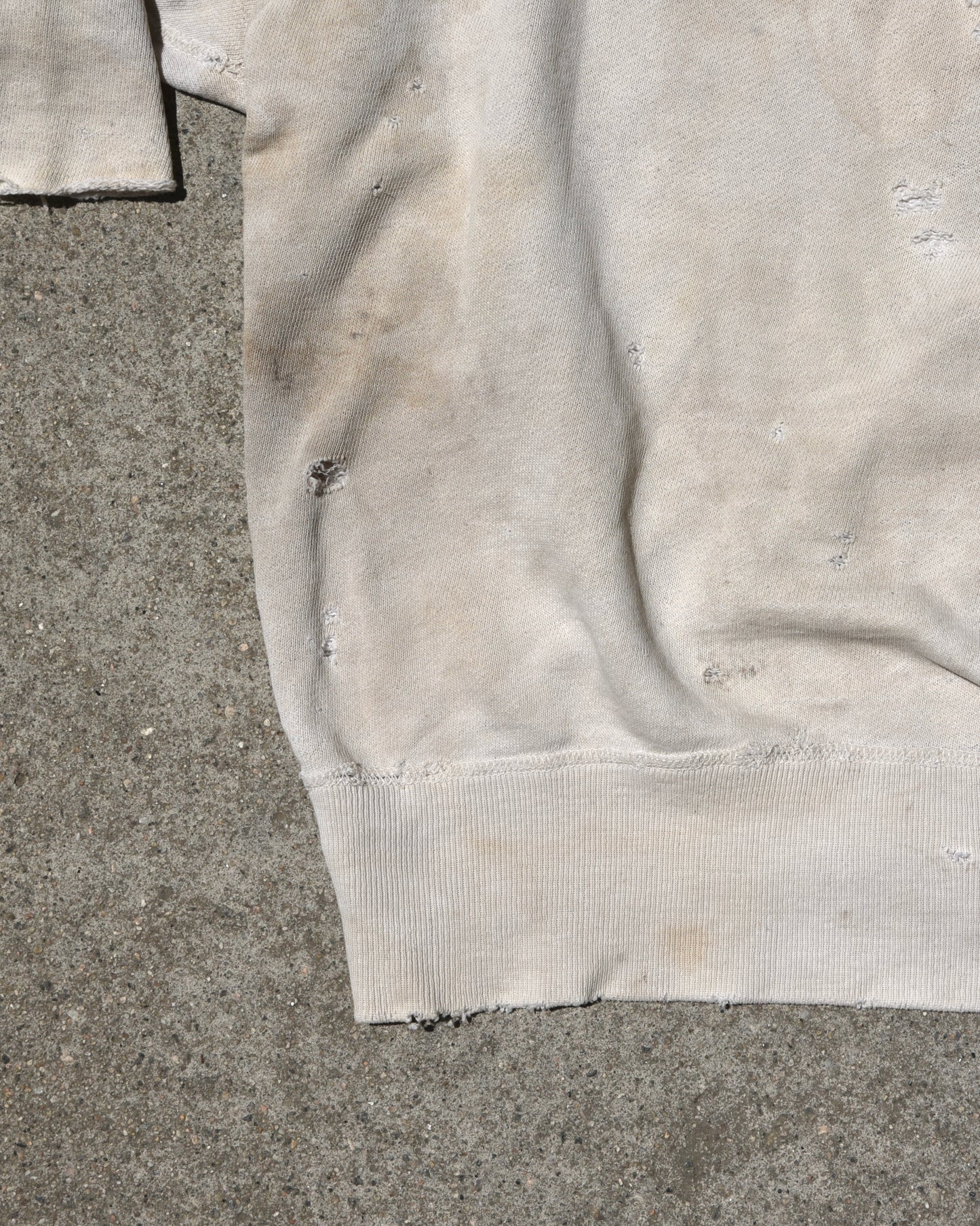 1950s Mayo Spruce Thrashed Distressed Worn Crewneck Sweatshirt Sz M