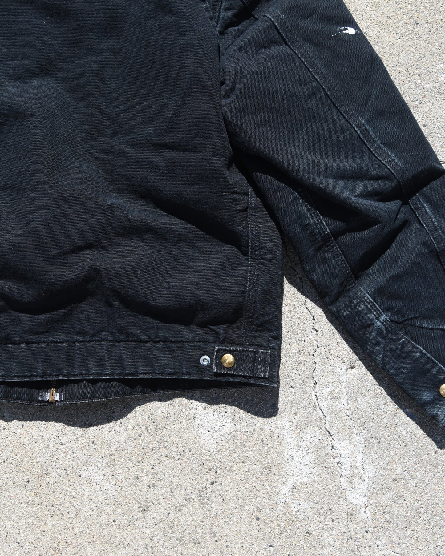 Carhartt J001 BLK Detroit Jacket - Medium