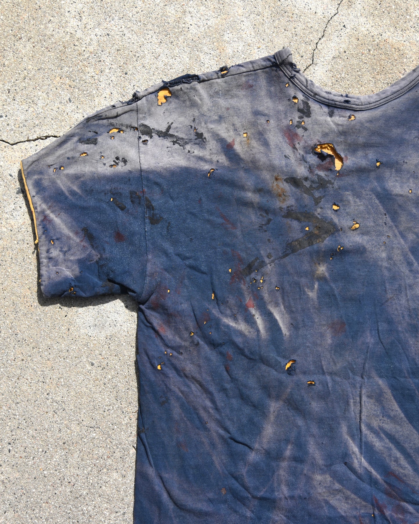 1970s Thrashed and Sun Faded Golden Ring Double Face Tshirt