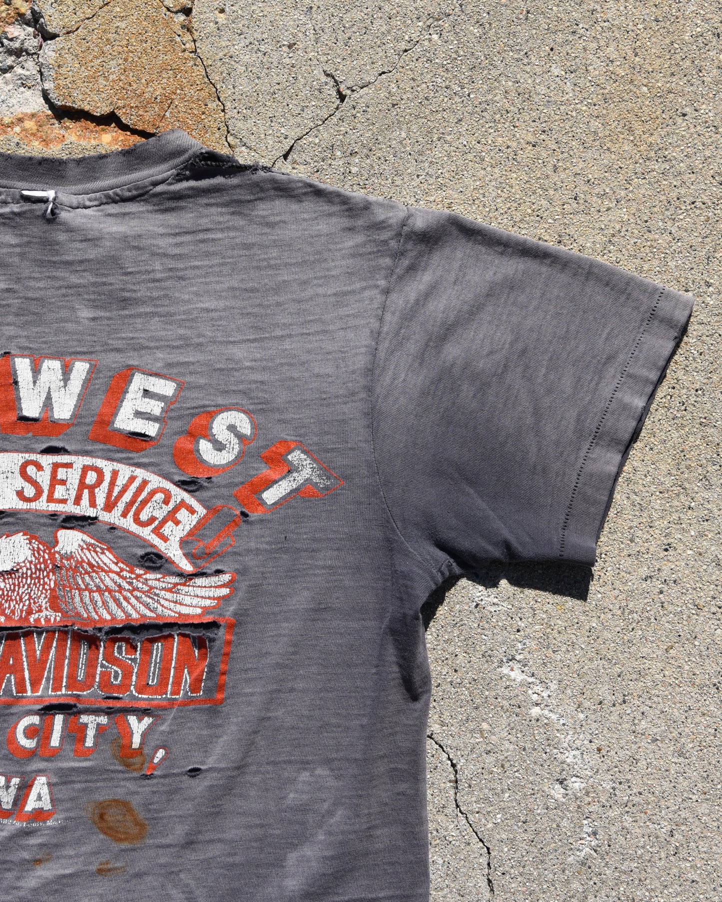 1980s Thrashed and Sun Faded Harley Rider Tshirt