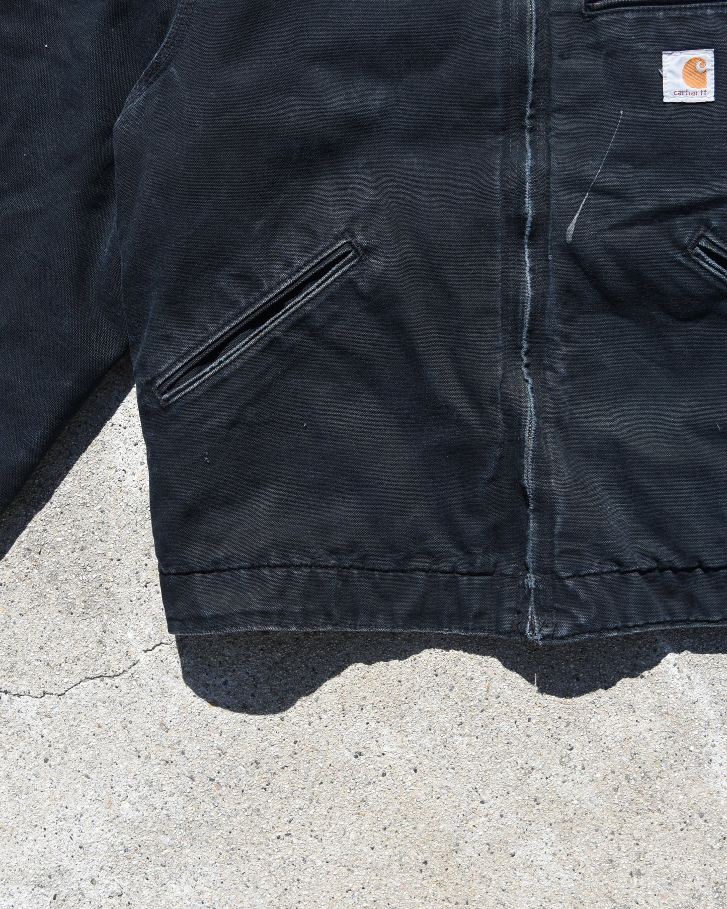 Carhartt J001 BLK Detroit Jacket - Medium