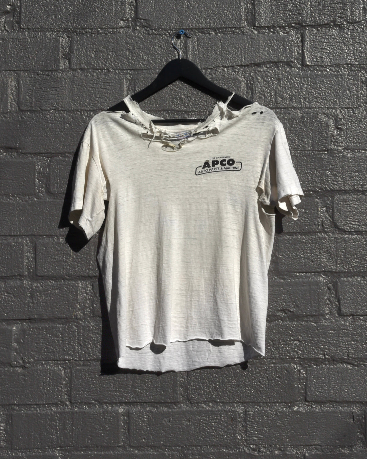 1970s Thrashed APCO Auto Parts Tshirt