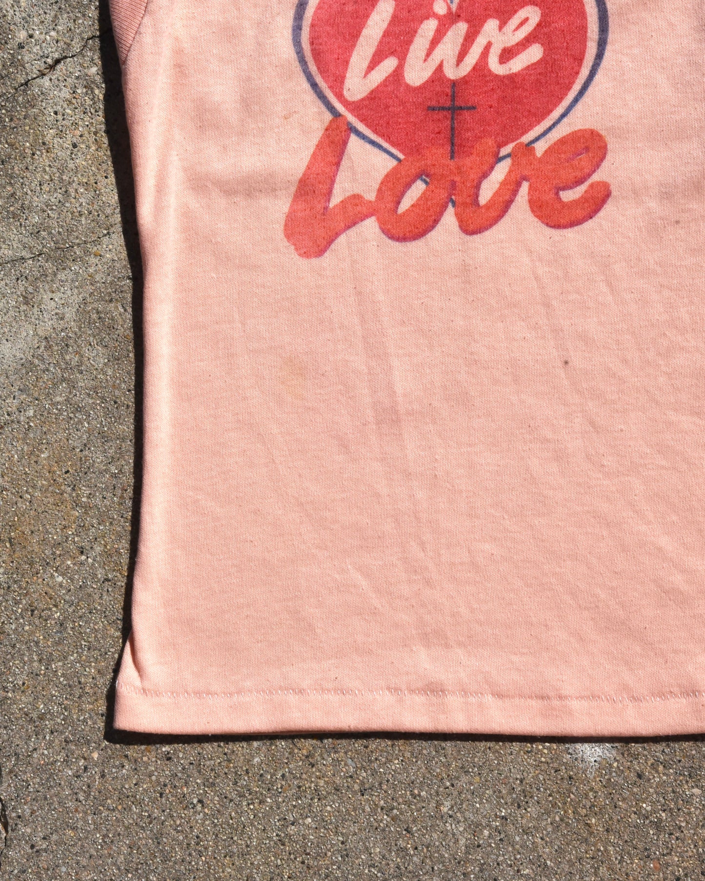 1970s Live + Love Femme Tshirt