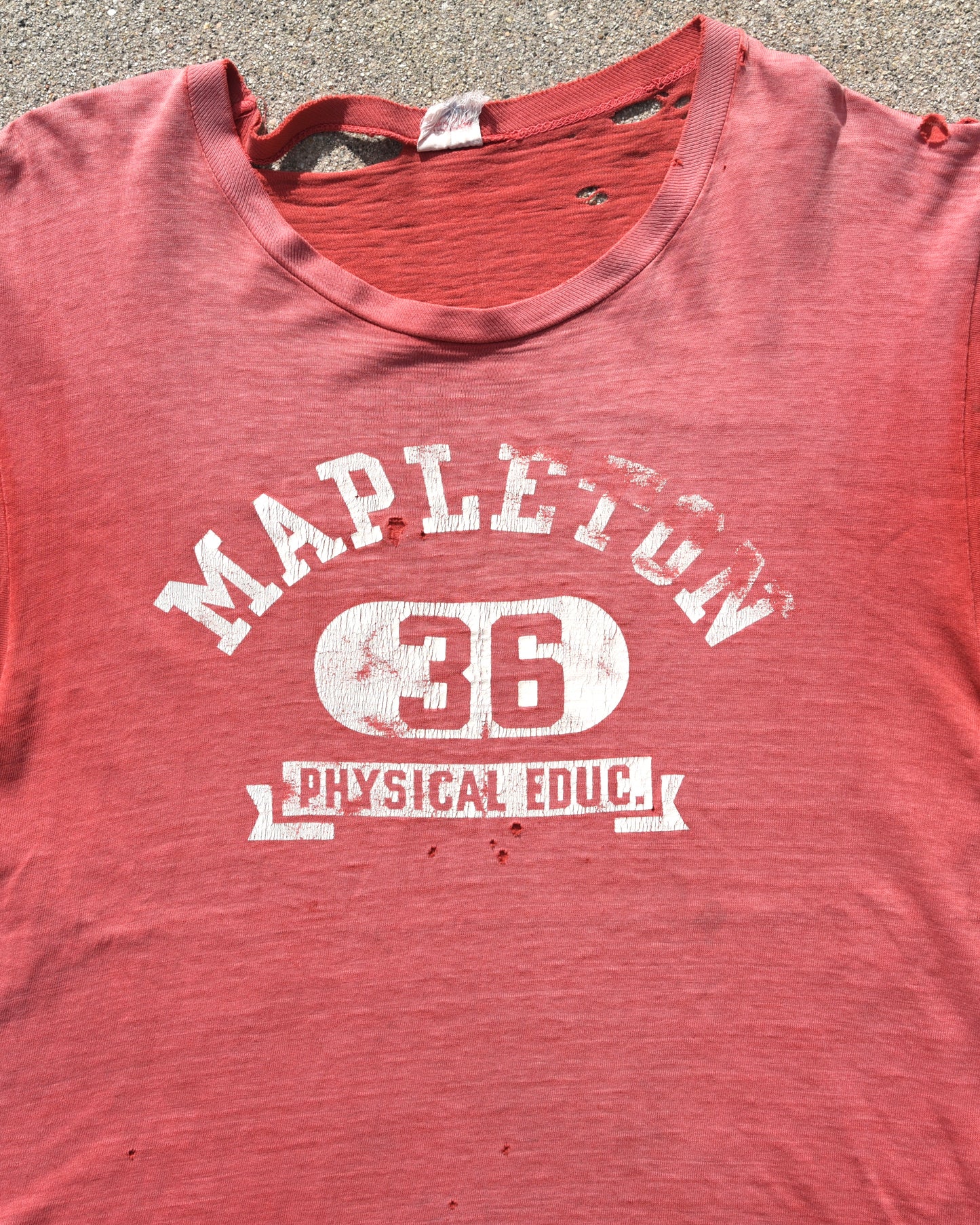 1960s Thrashed and Sun Faded Champion Mapleton PE Tshirt