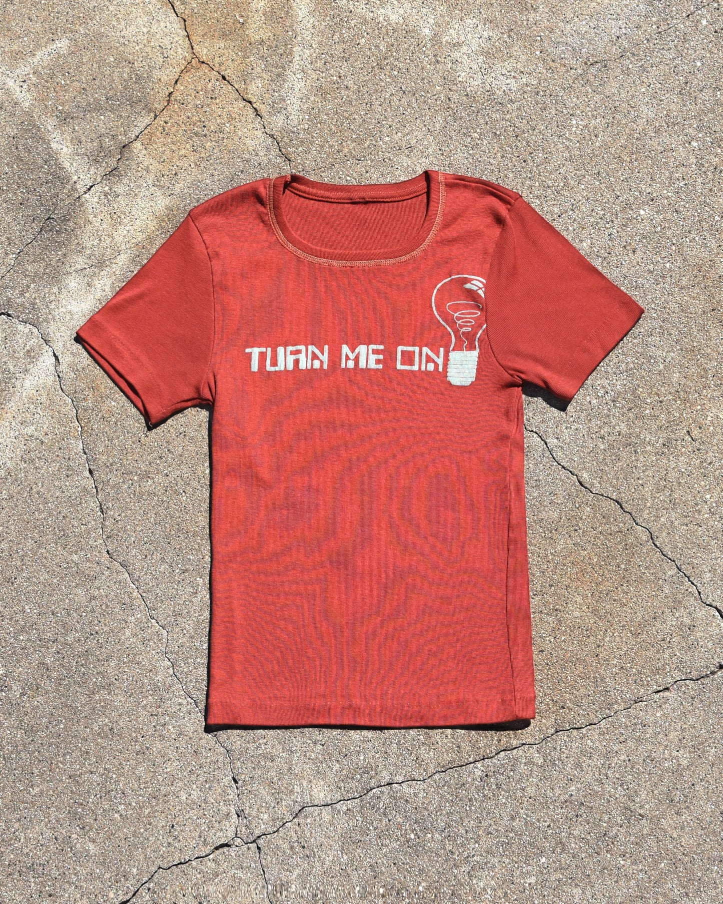1970s Turn Me On Femme Tshirt