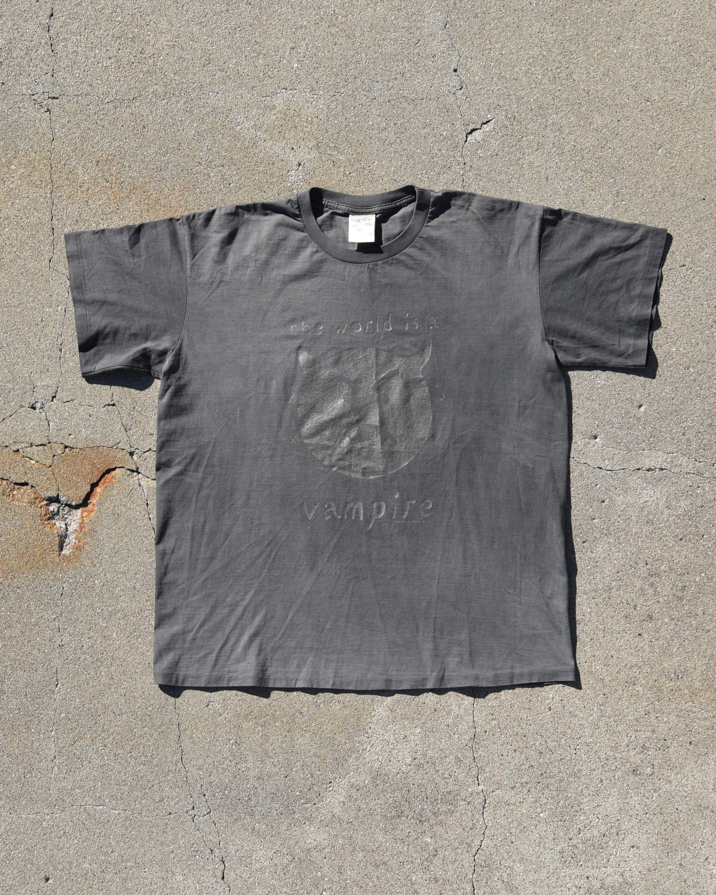 1996 Vintage Smashing Pumpkins The World Is A Vampire Tshirt Sun Faded