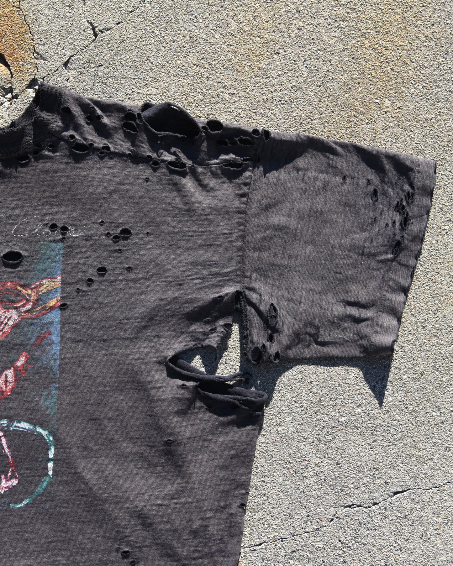 1980s Thrashed and Faded Planet Hollywood Tshirt