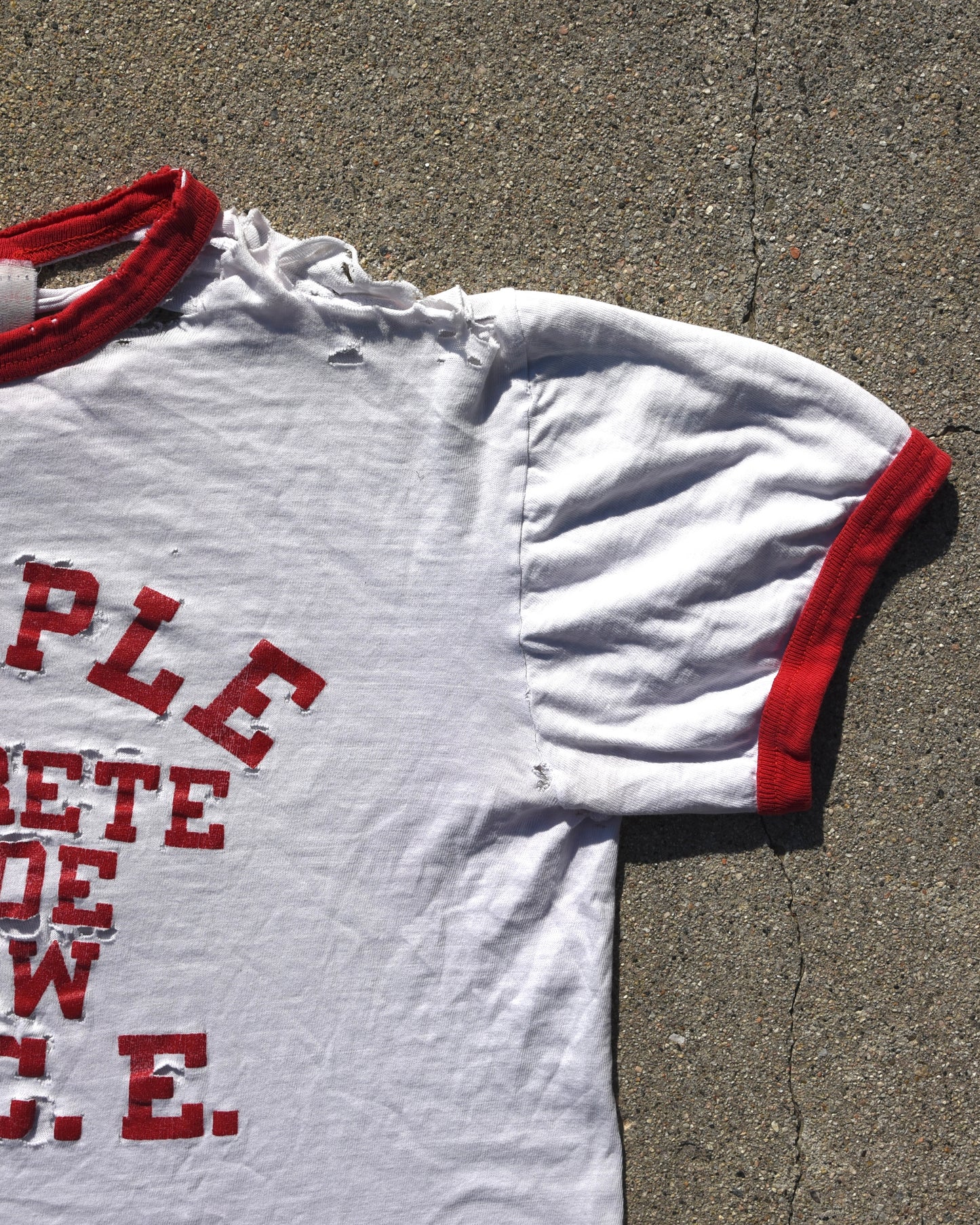 1970s Temple Concrete Canoe Crew Thrashed Tshirt