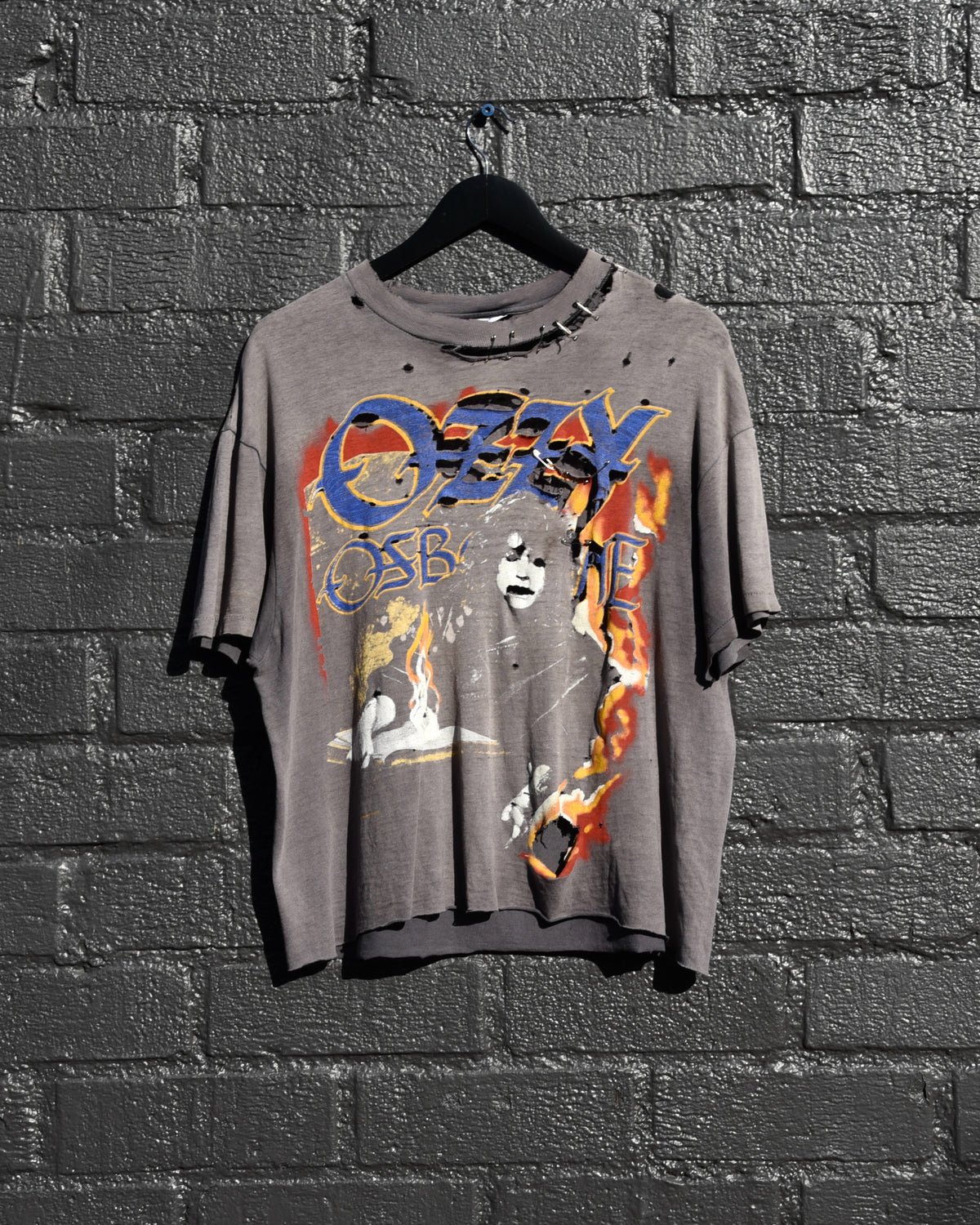 1980s Thrashed and Sun Faded Ozzy Osbourne Is… Tshirt