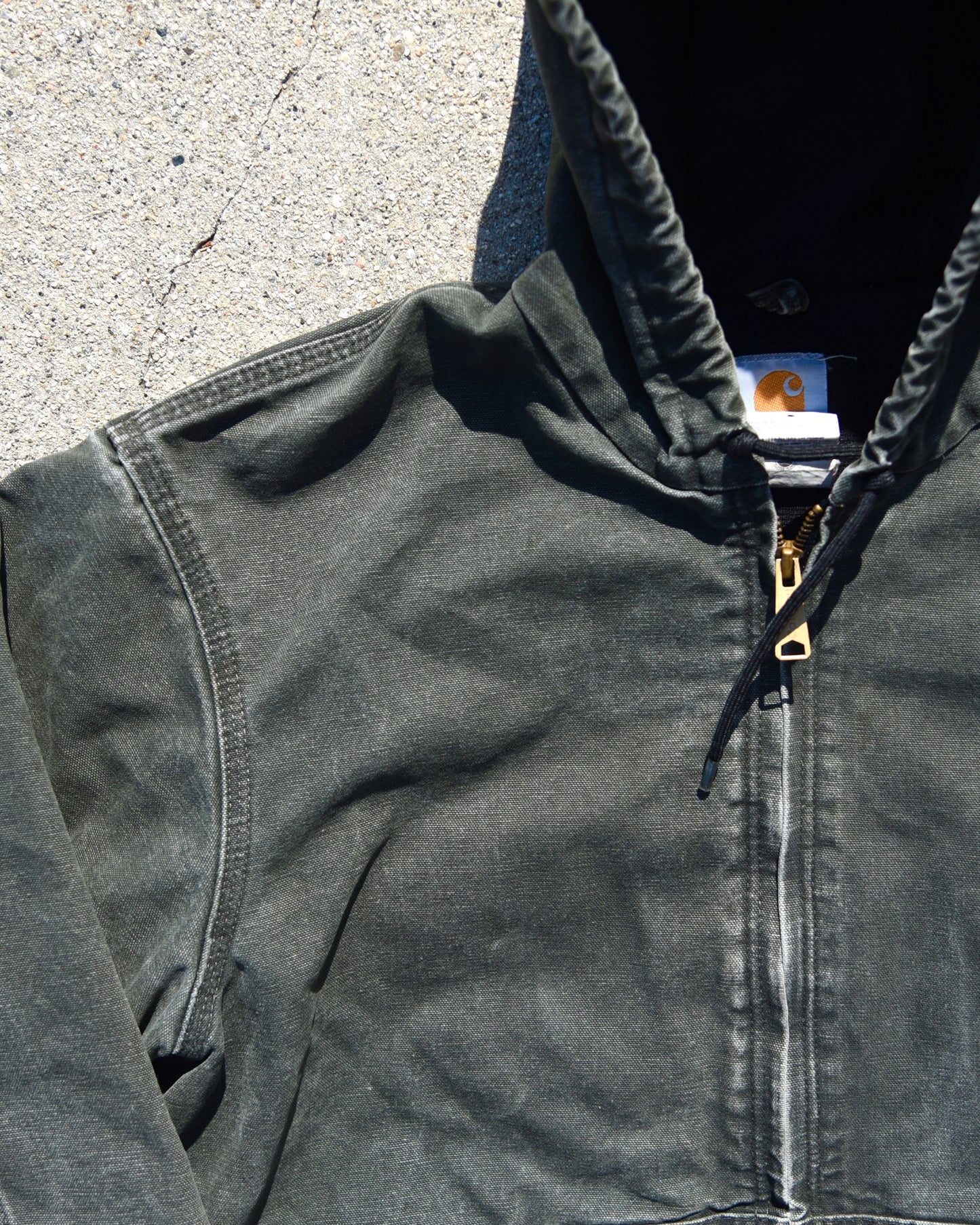 Carhartt Hooded Jacket J25 MOS Medium Moss Green