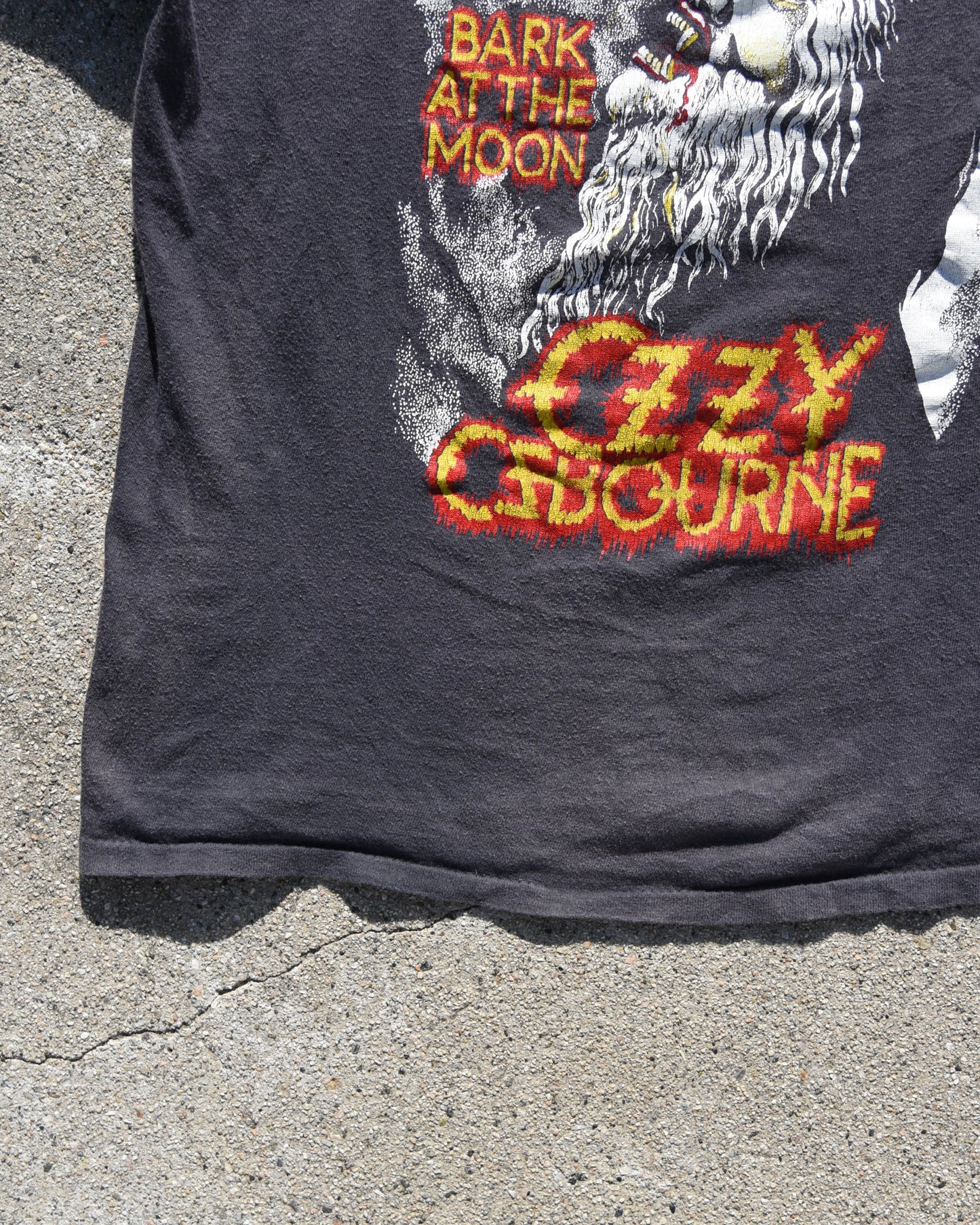 1980s Sun Faded Ozzy Osbourne Bark at the Moon Tshirt