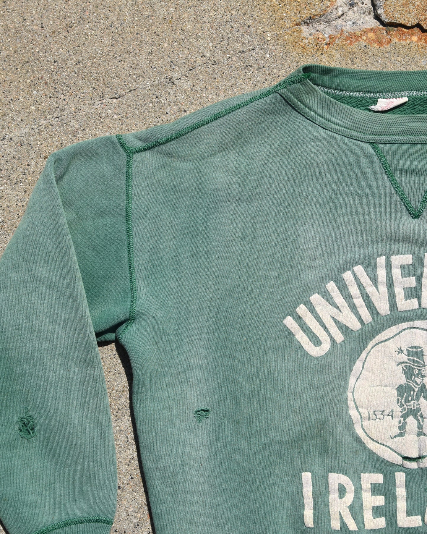 1950s Sun Faded University of Ireland Single V Sweatshirt