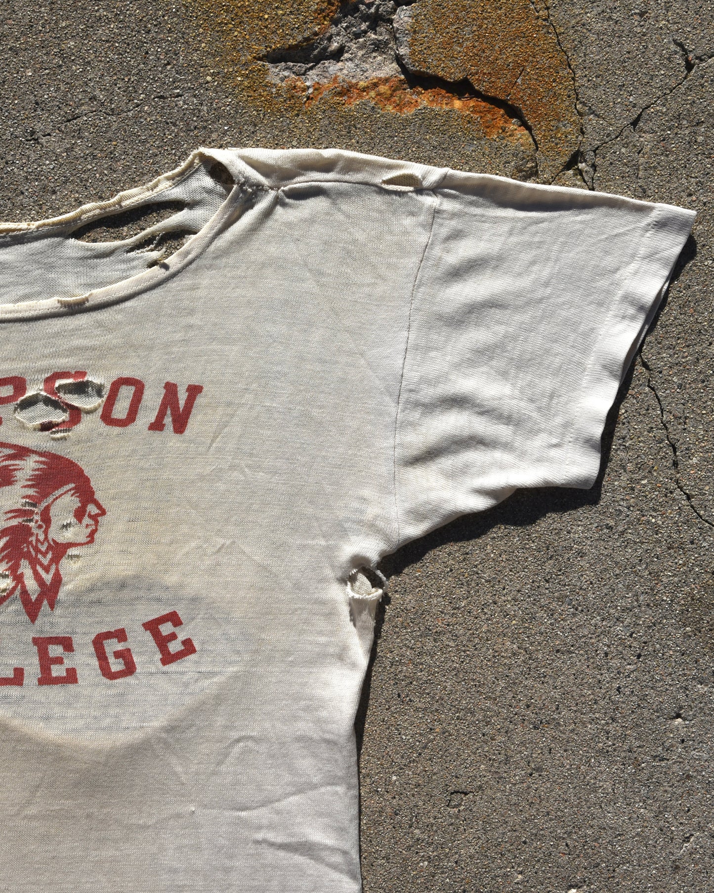 1940s Simpson College Tshirt - Thrashed