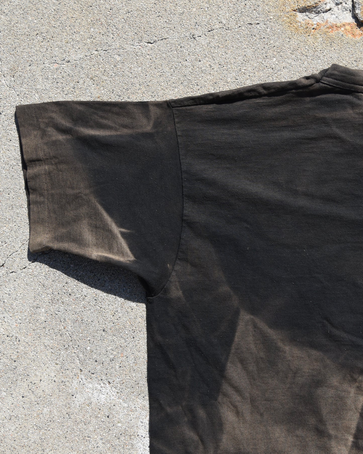 1990s Sun Faded Runs With Scissors Tshirt