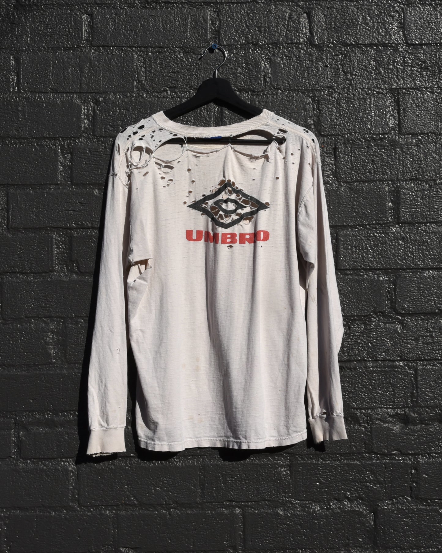 1990s Thrashed Umbro Manchester United Longsleeve Tshirt