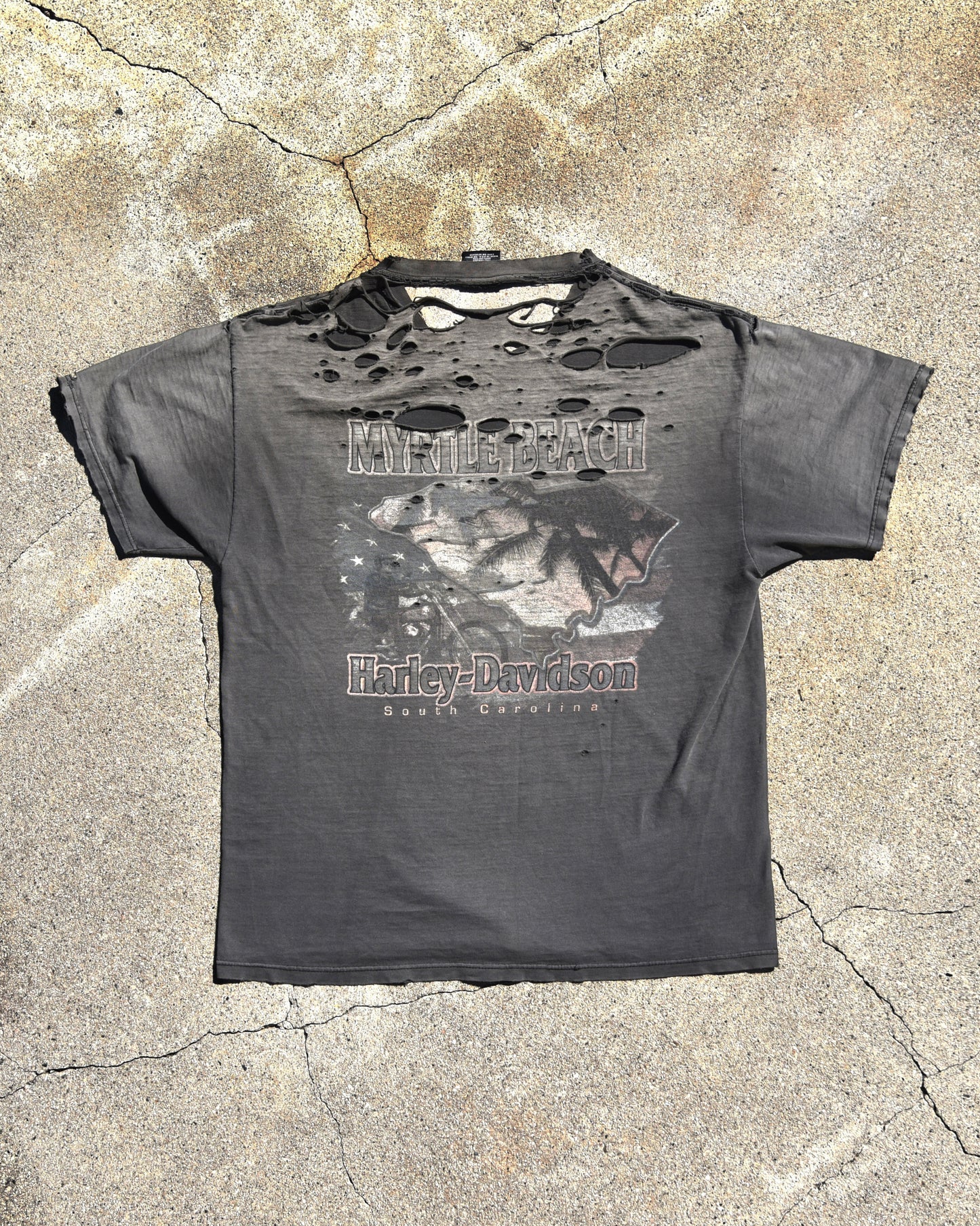1990s Thrashed and Sun Faded Harley Davidson Tshirt