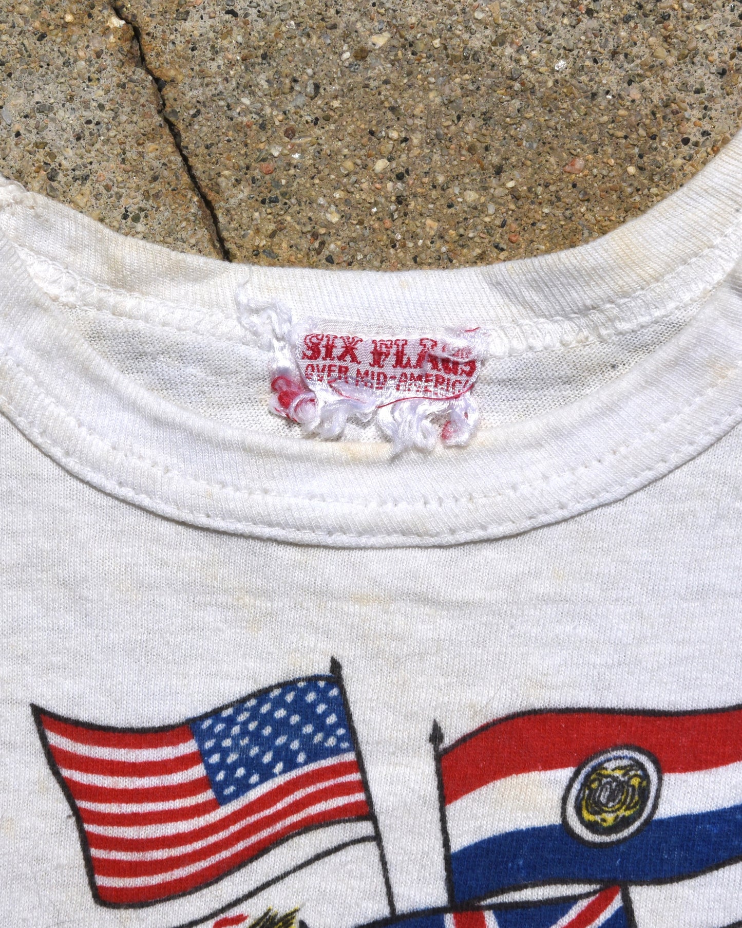 1970s Six Flags Femme Tshirt