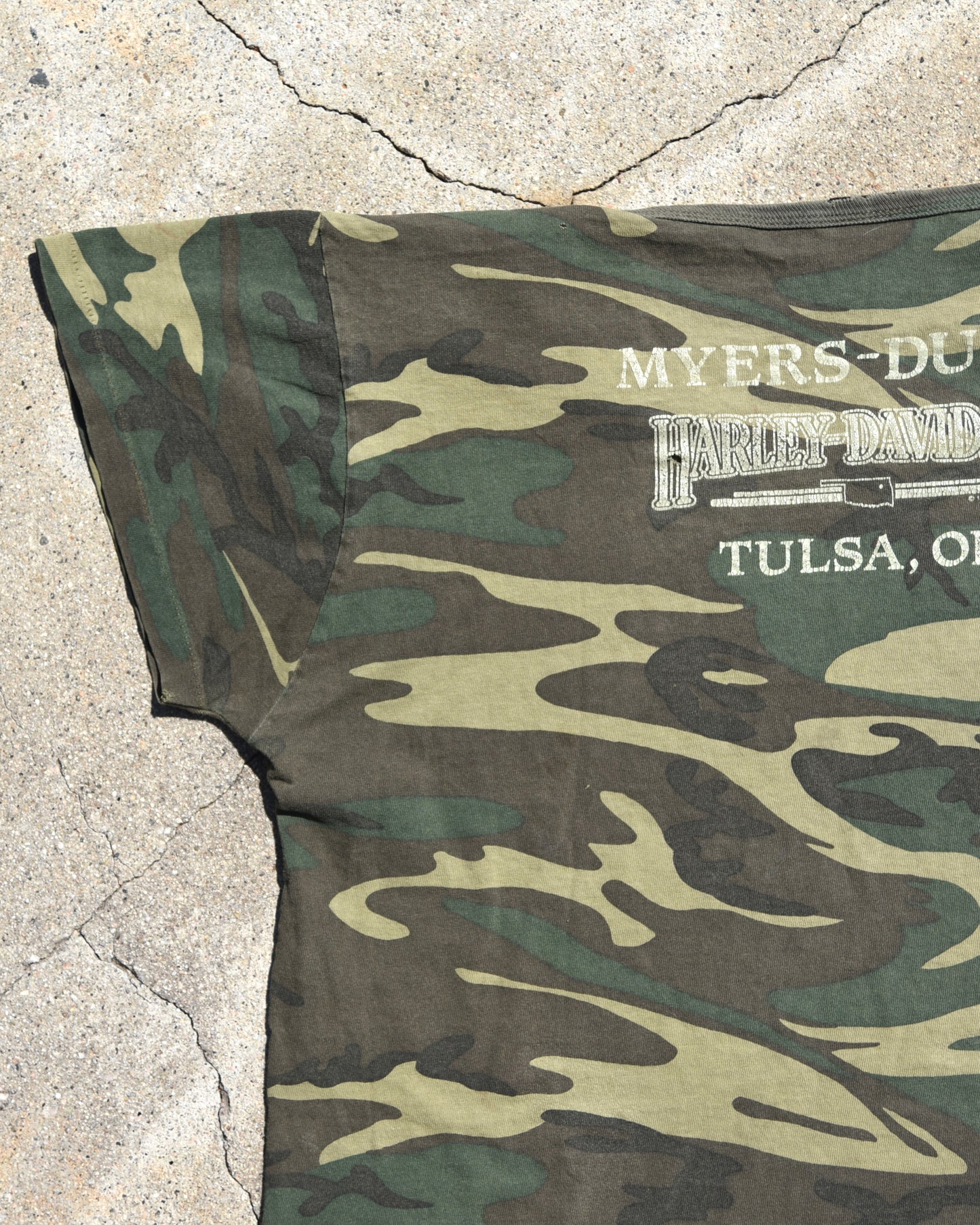 1990s Harley Davidson Camo Femme Tshirt