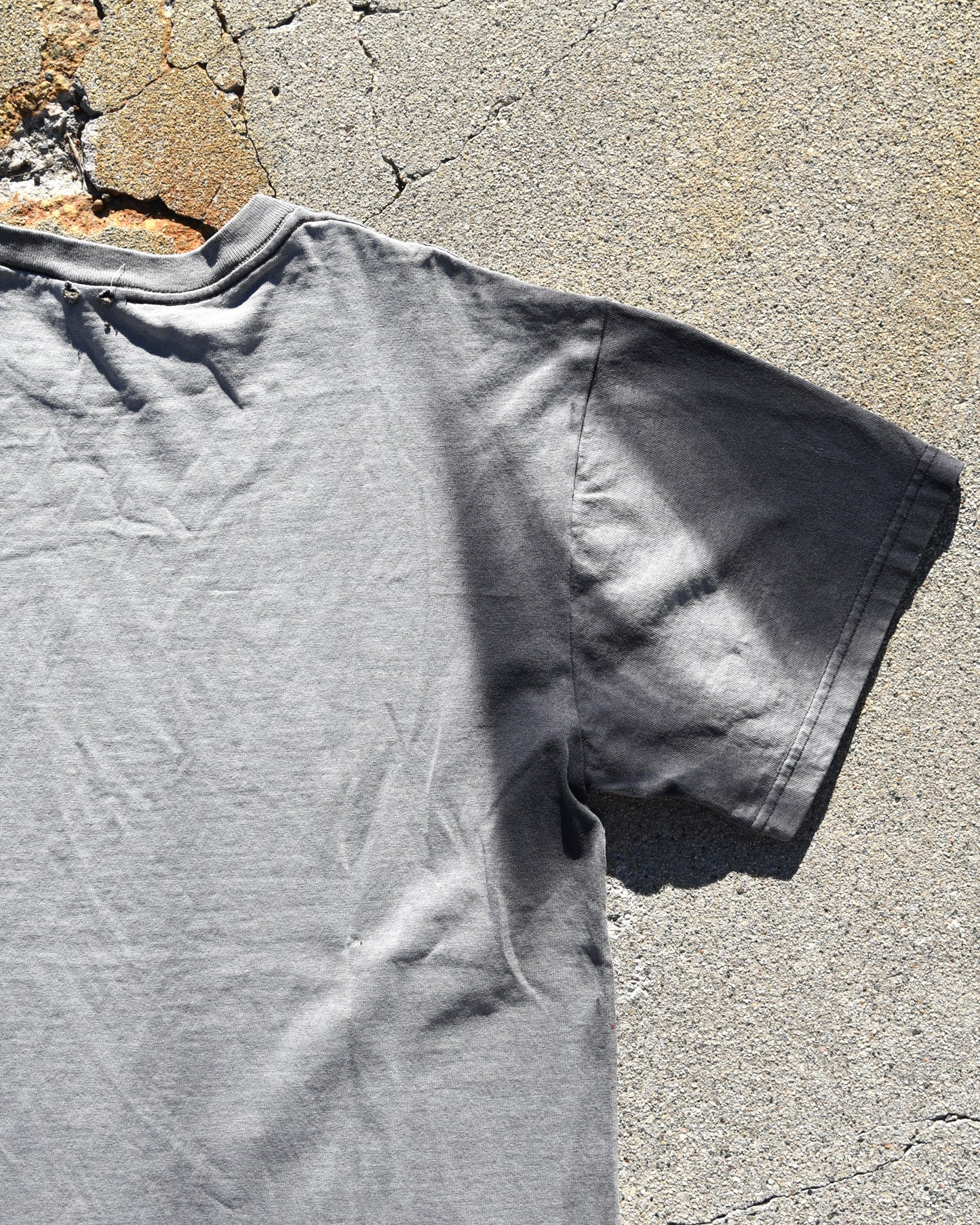 Y2K Sun Faded I’m Out of my Mind Please Leave a Message Tshirt