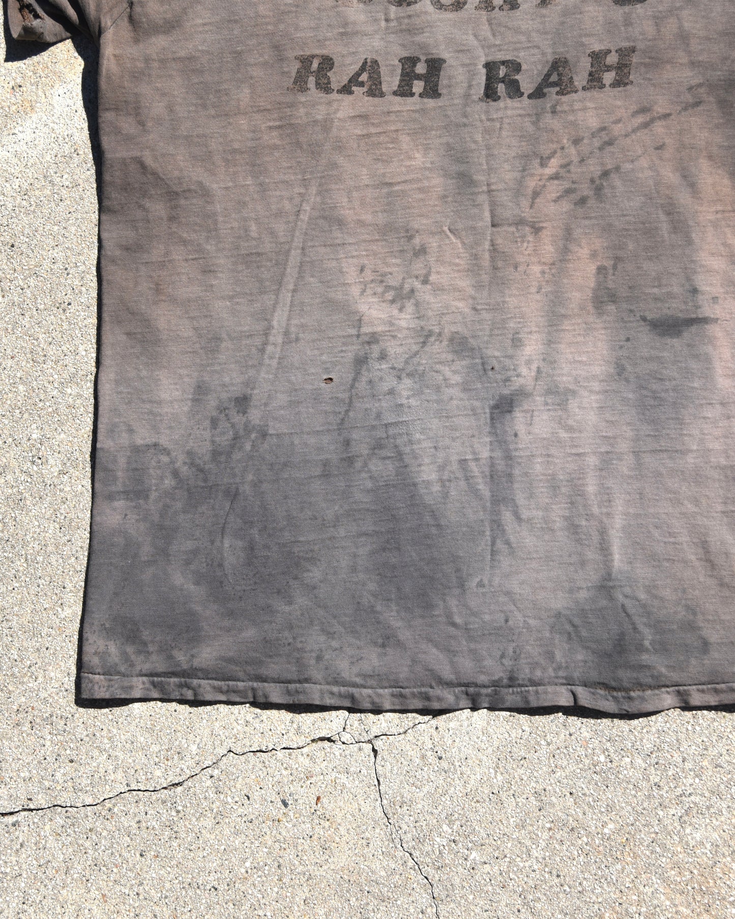 1970s Sun Faded Tooshy’s Rah Rah Pocket Tshirt