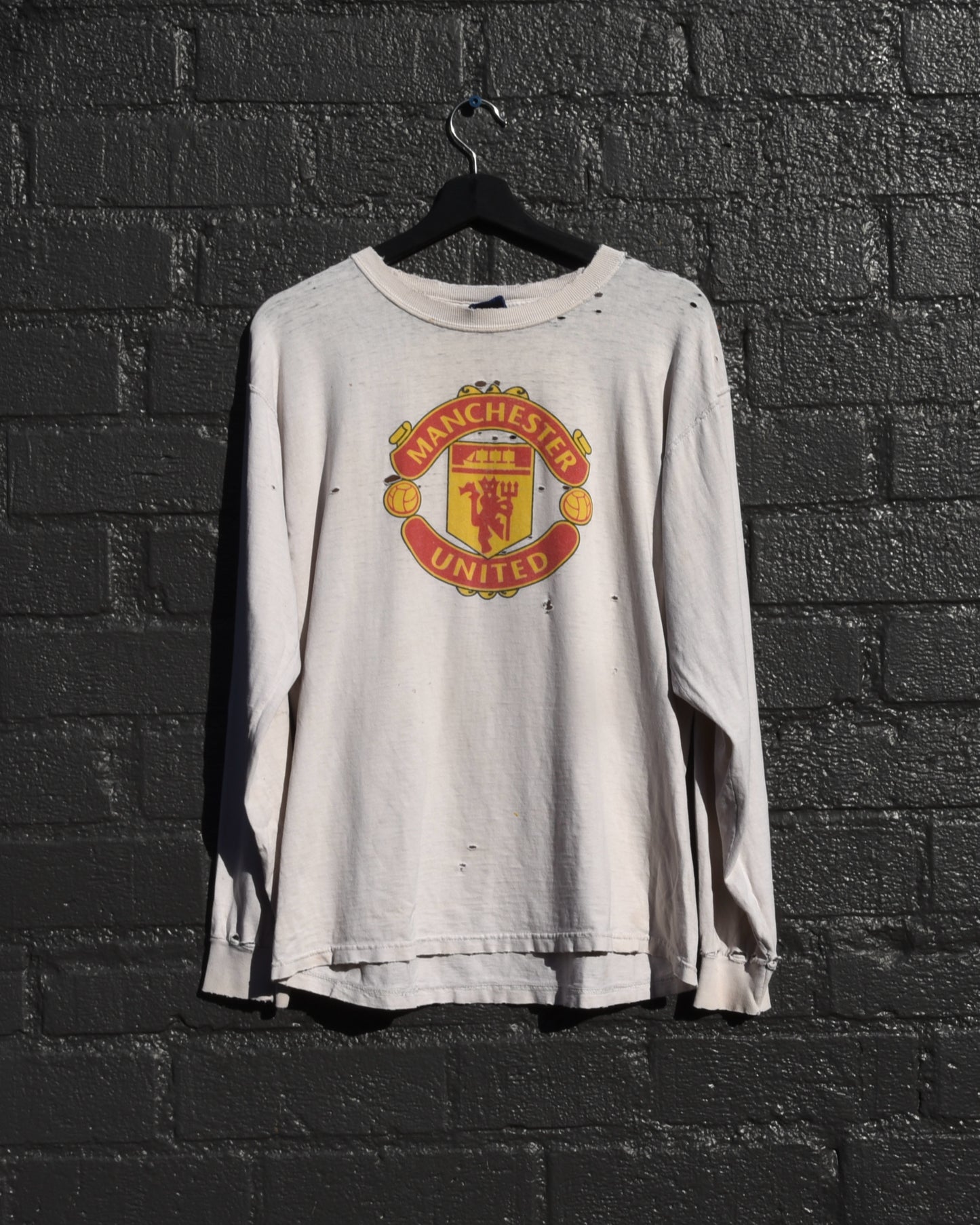 1990s Thrashed Umbro Manchester United Longsleeve Tshirt