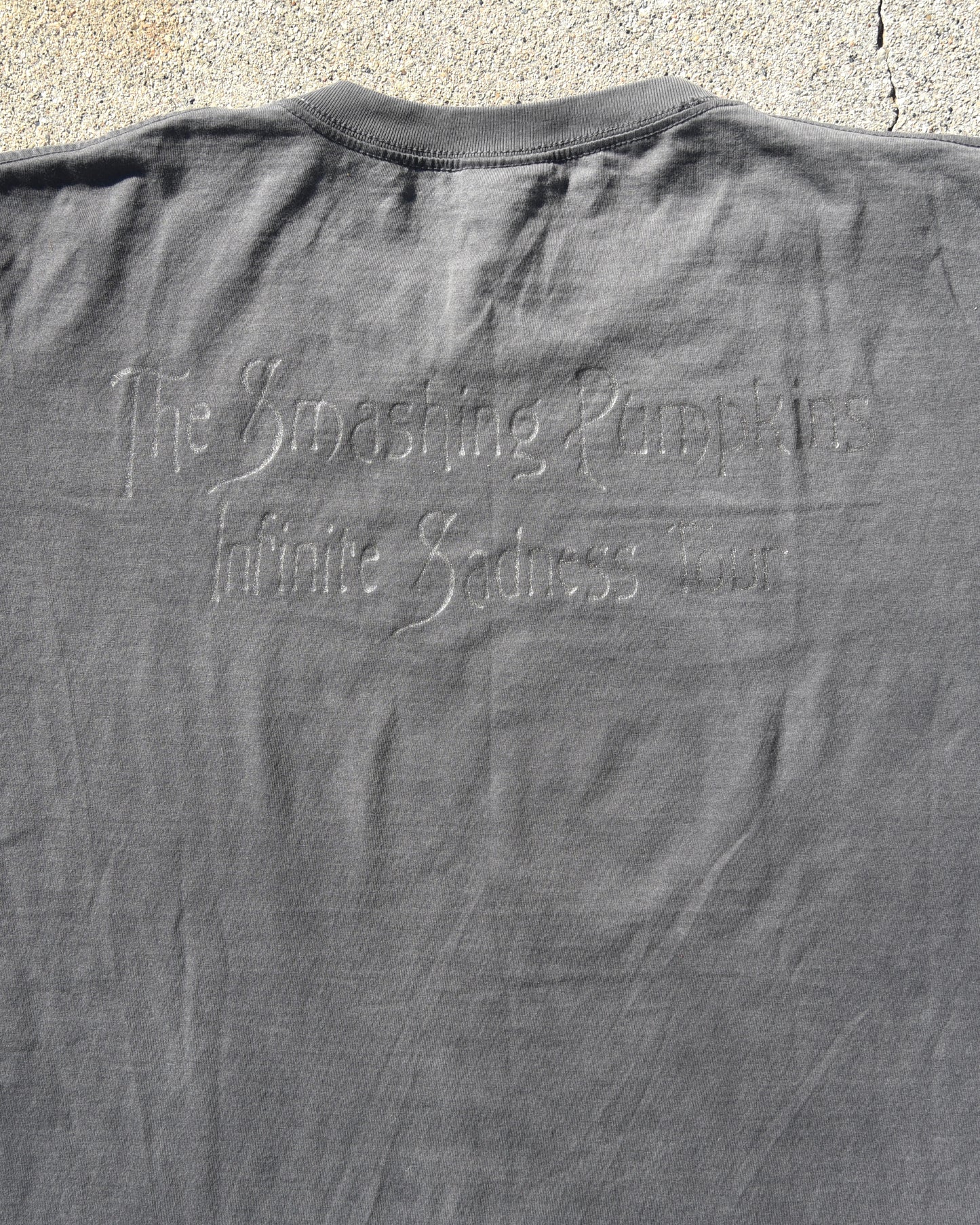 1996 Vintage Smashing Pumpkins The World Is A Vampire Tshirt Sun Faded