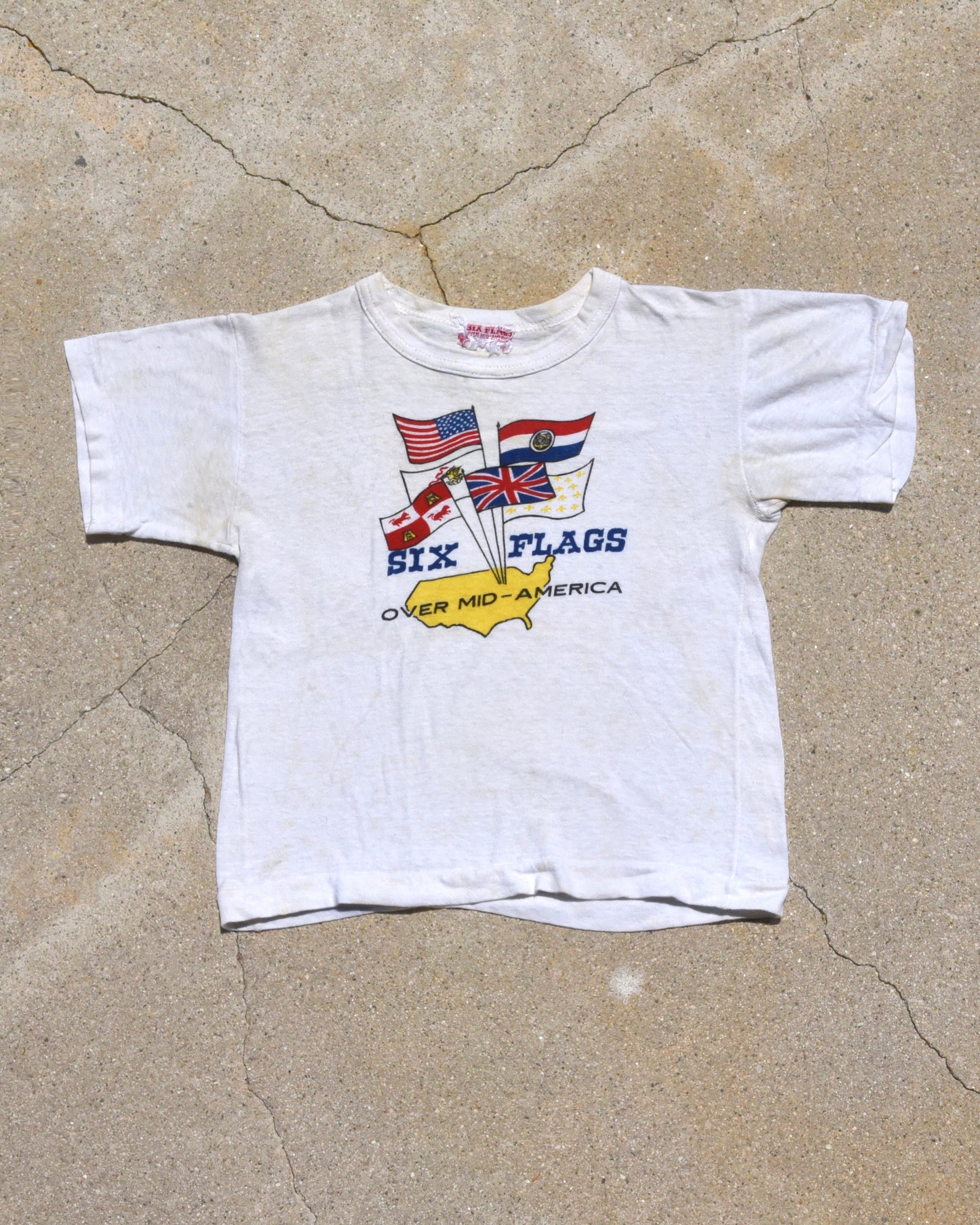 1970s Six Flags Femme Tshirt