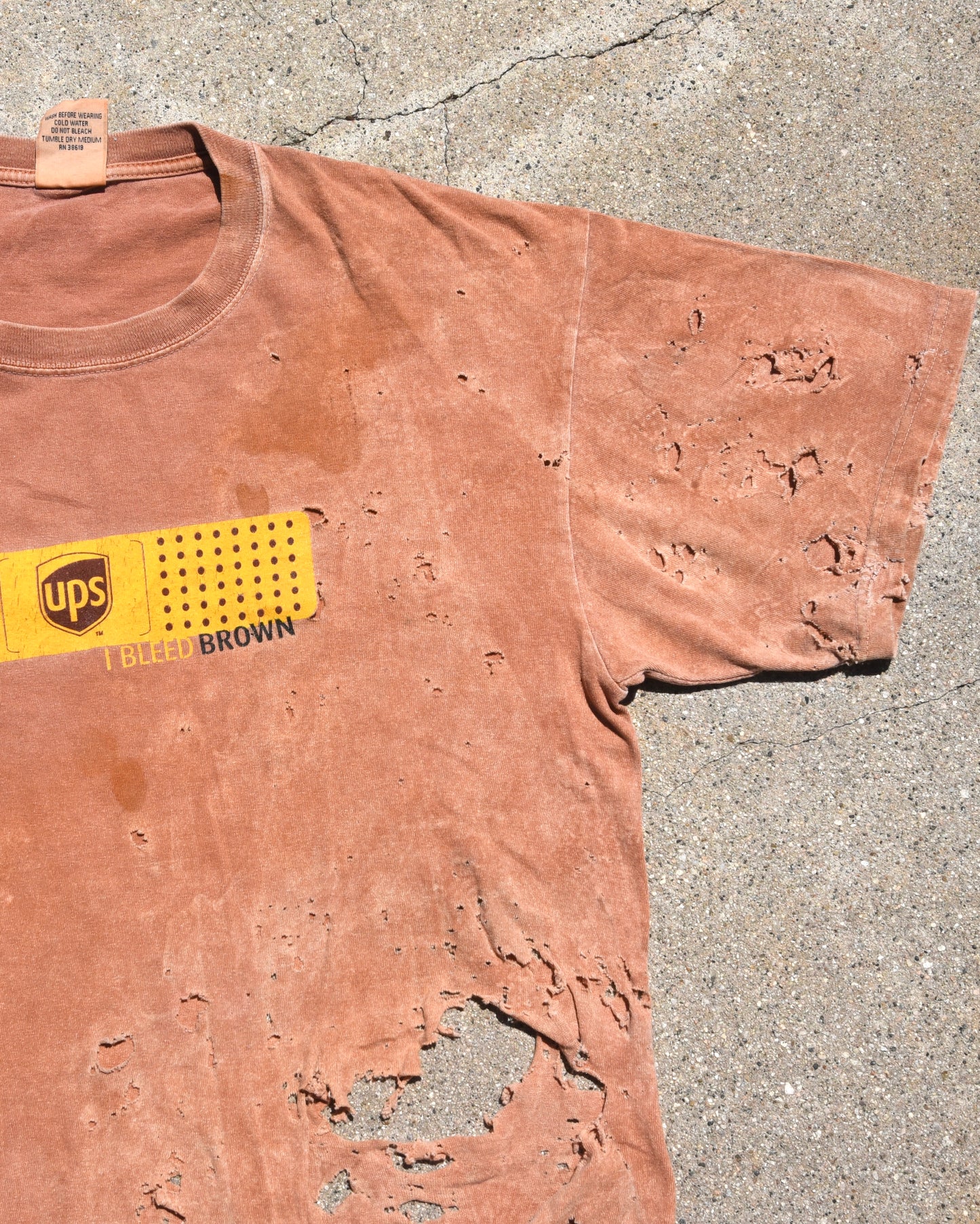 Y2K Thrashed UPS I Bleed Brown Tshirt