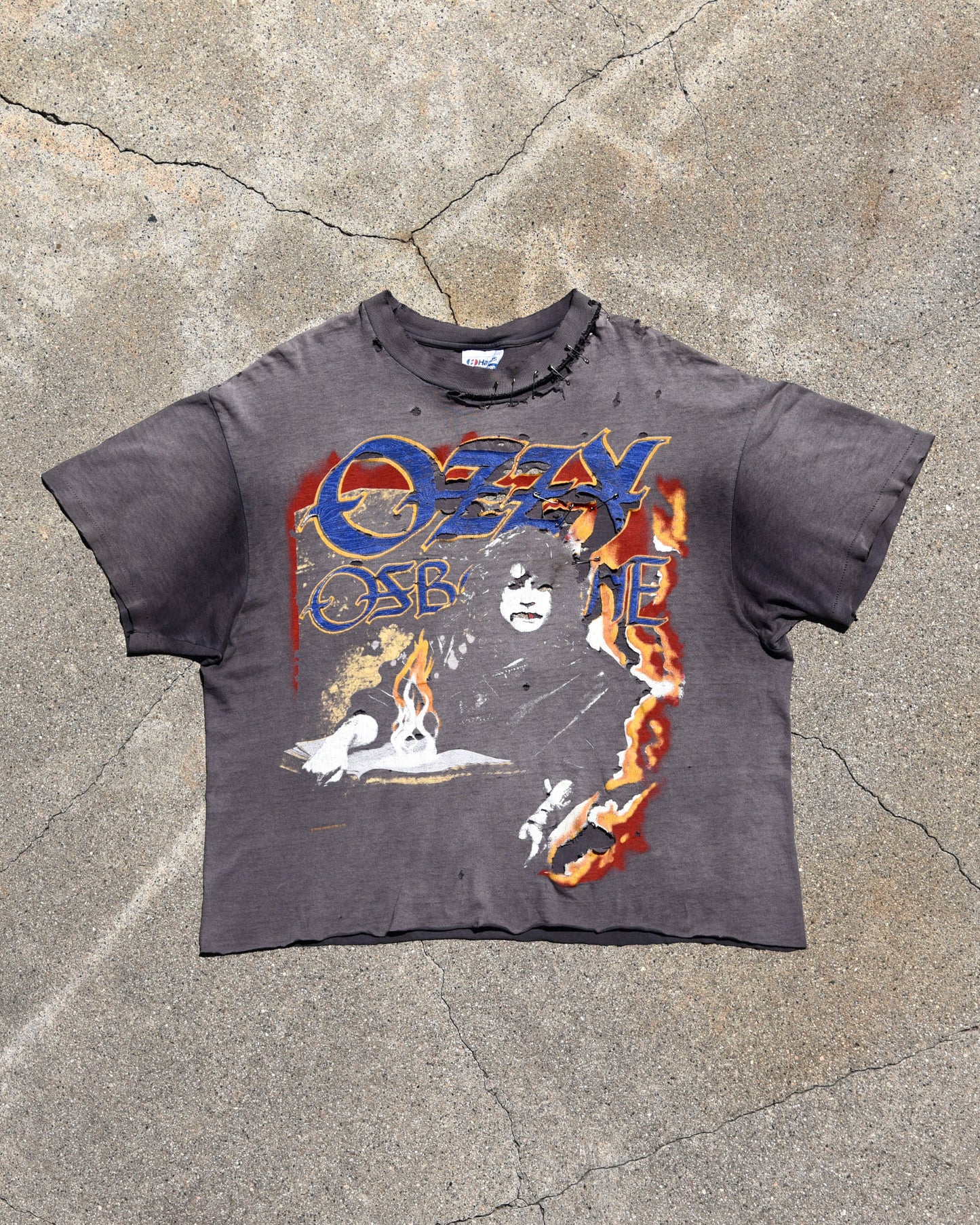 1980s Thrashed and Sun Faded Ozzy Osbourne Is… Tshirt