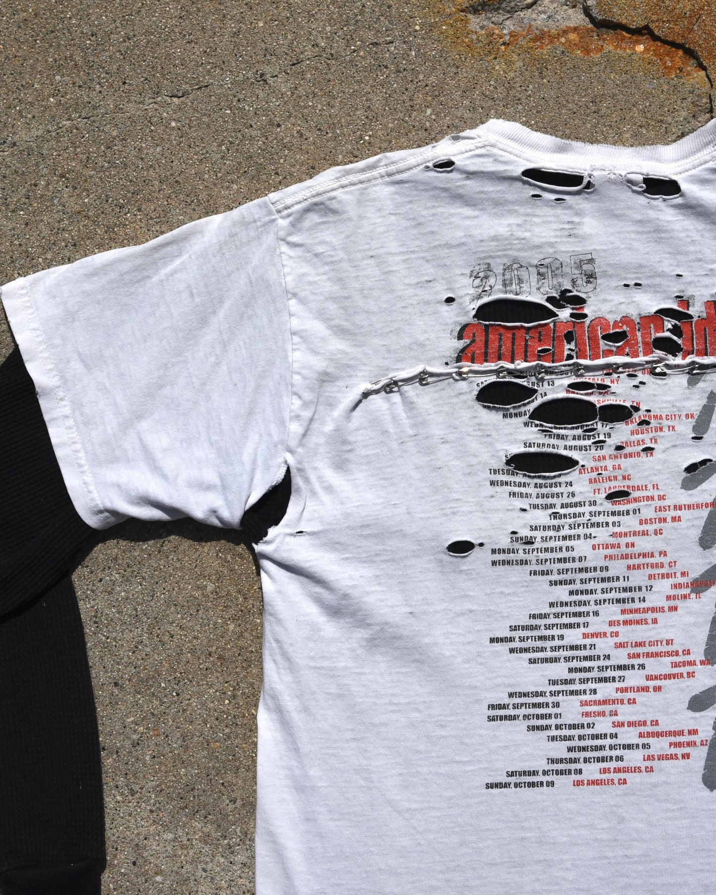 2005 Thrashed Green Day American Idiot Tshirt