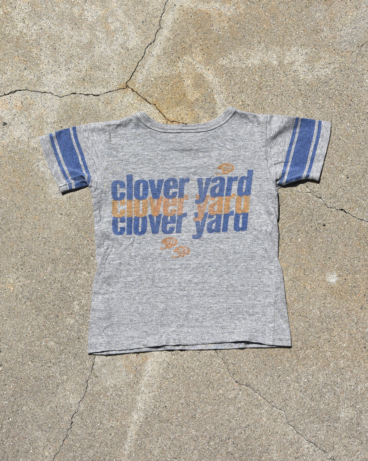 Denim Dungaree Clover Yard Tshirt