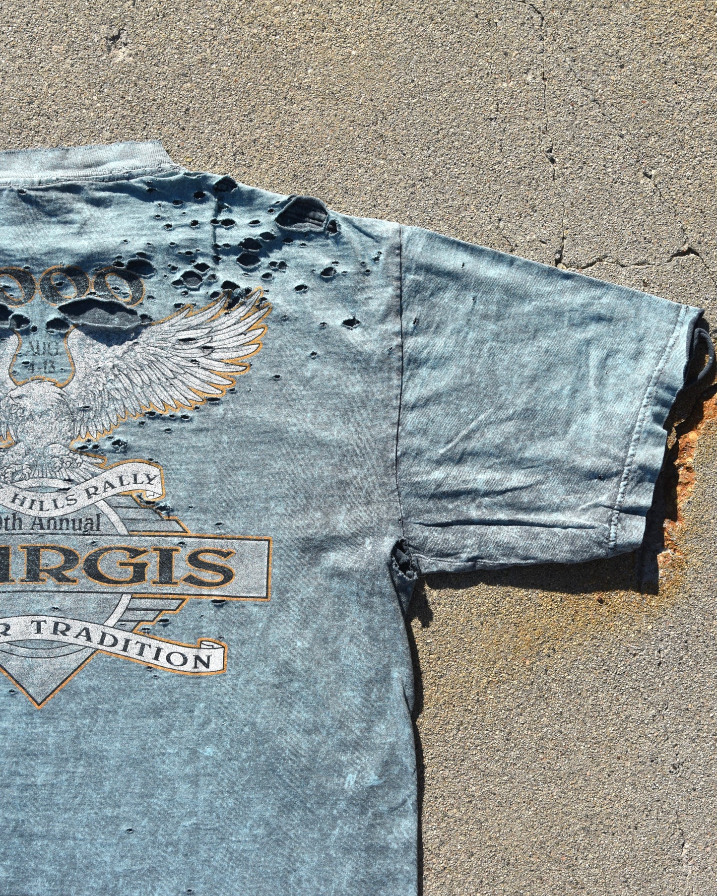 Y2K Thrashed Sturgis Motorcycle Rally Tshirt