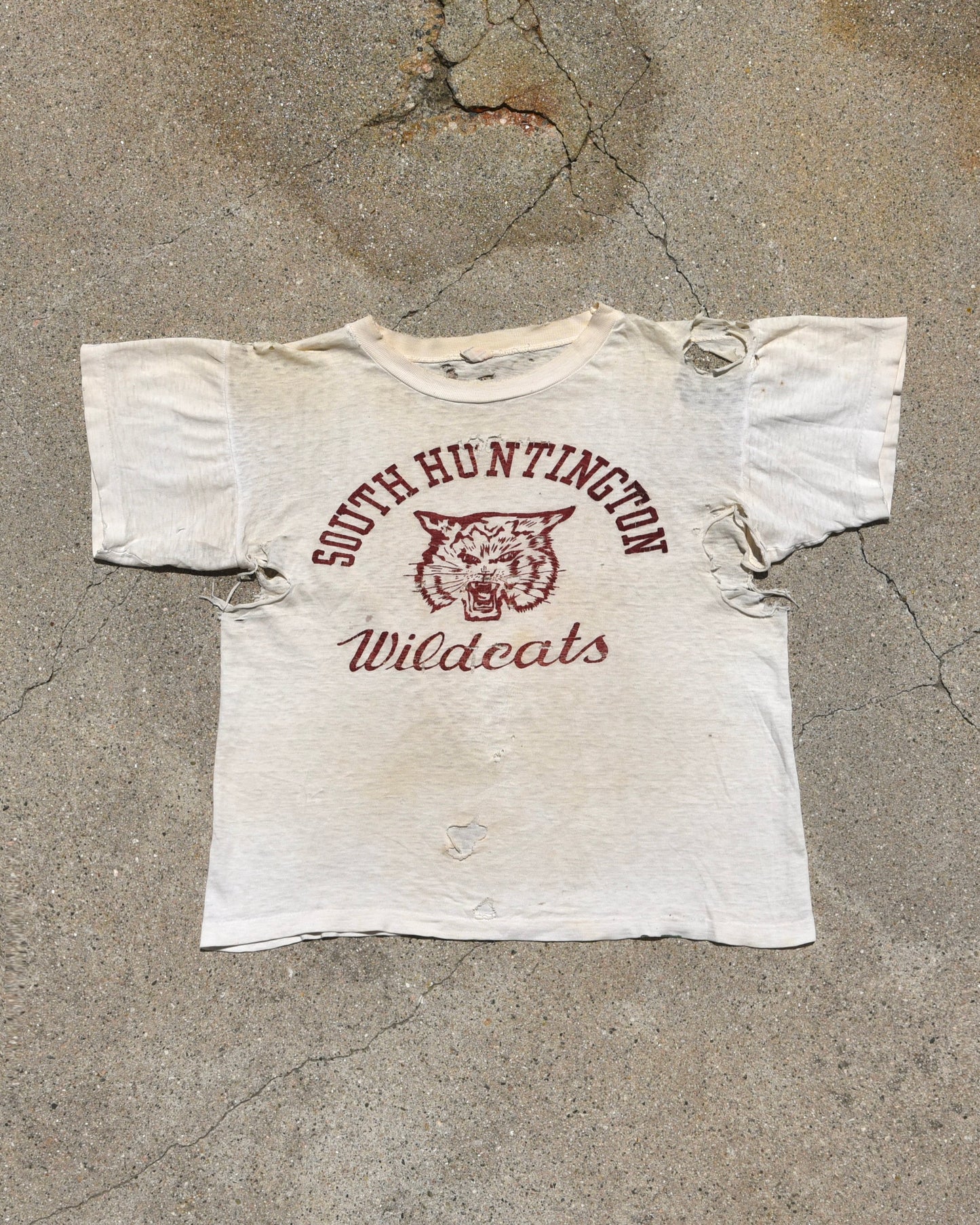 1950s Thrashed South Huntington Wildcats Tshirt